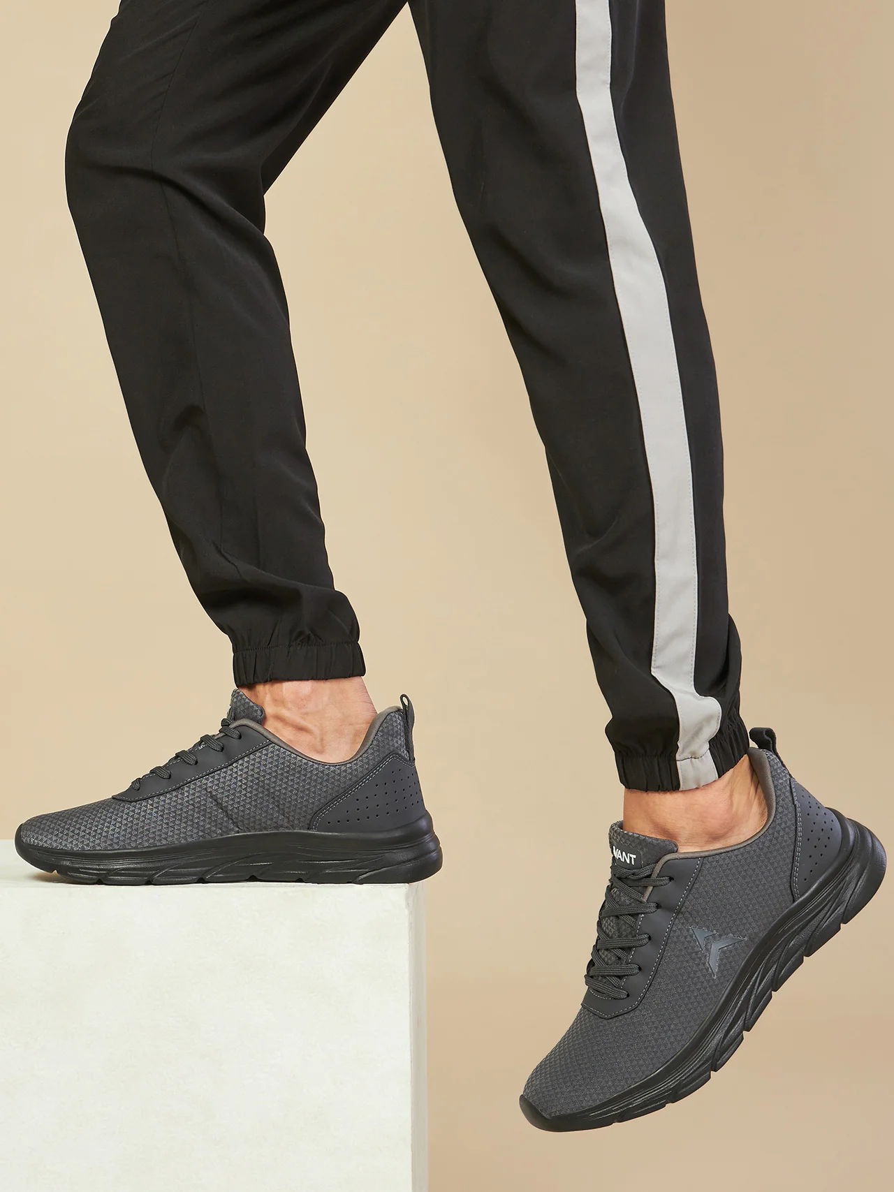 Avant Men's Supreme Walking Shoes - Black - Image 10
