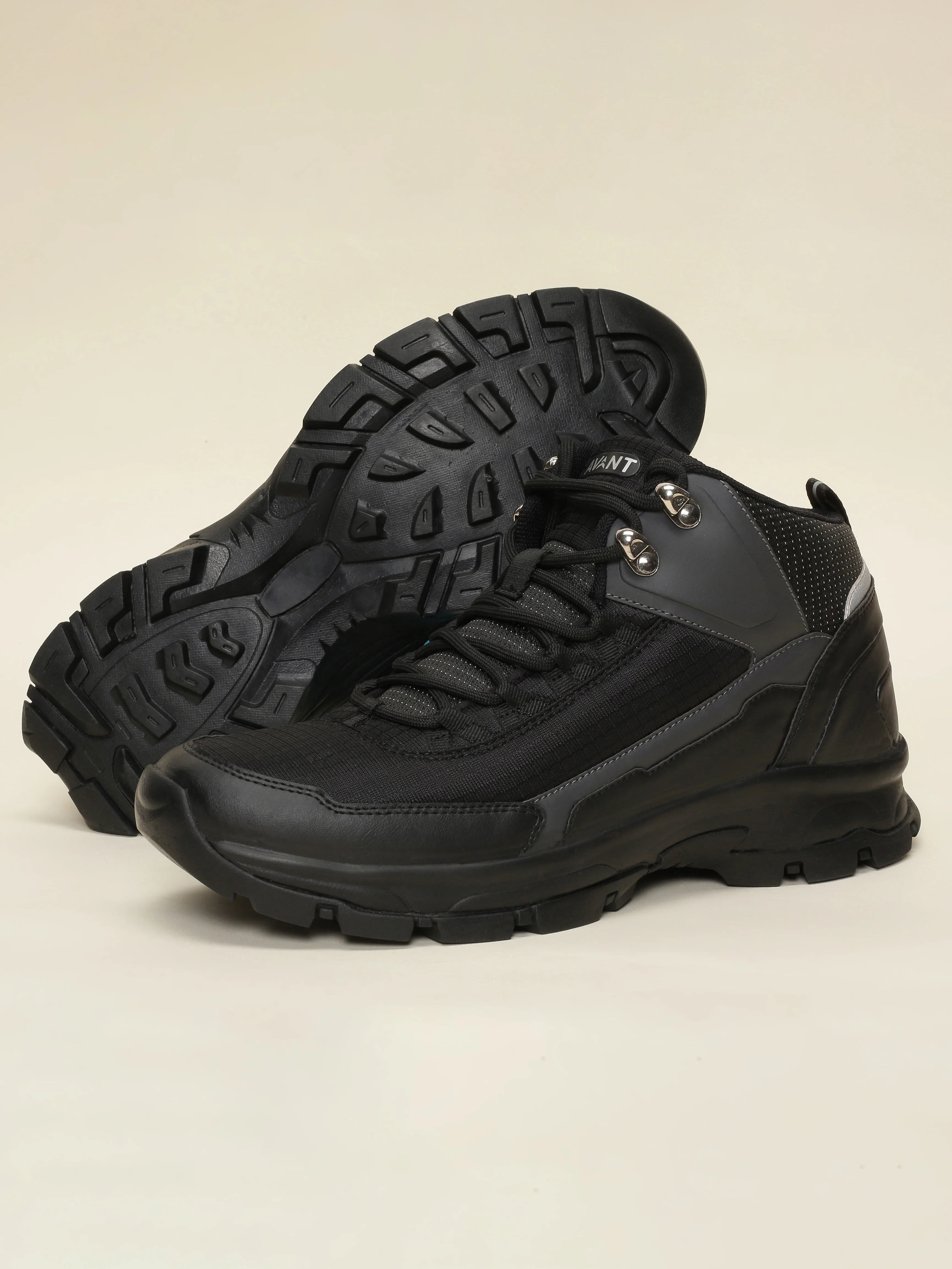Avant Men's TerraTread Outdoor Shoes - Black - Image 3