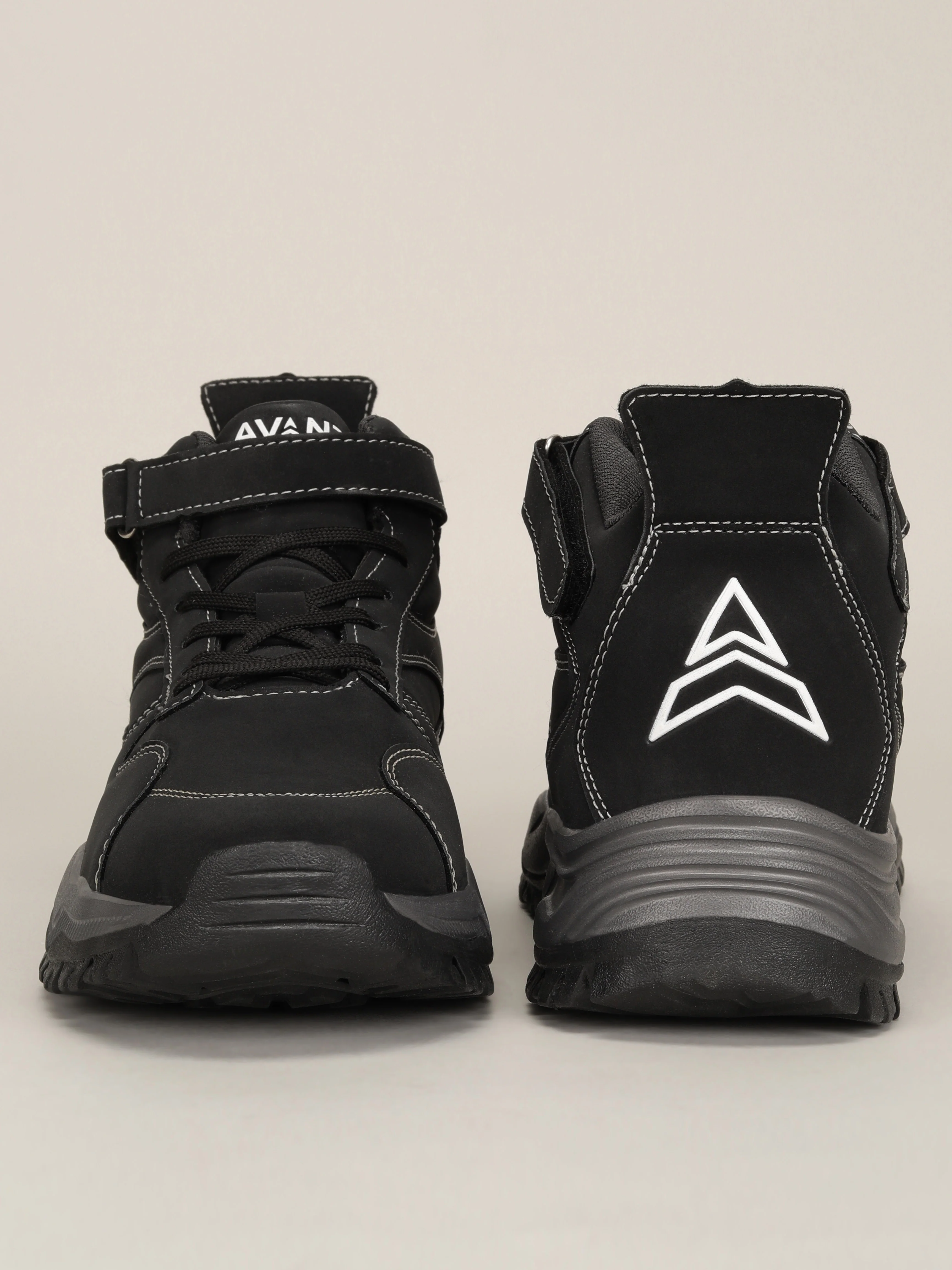 Avant Men’s Thar Outdoor Shoes - Black - Image 10