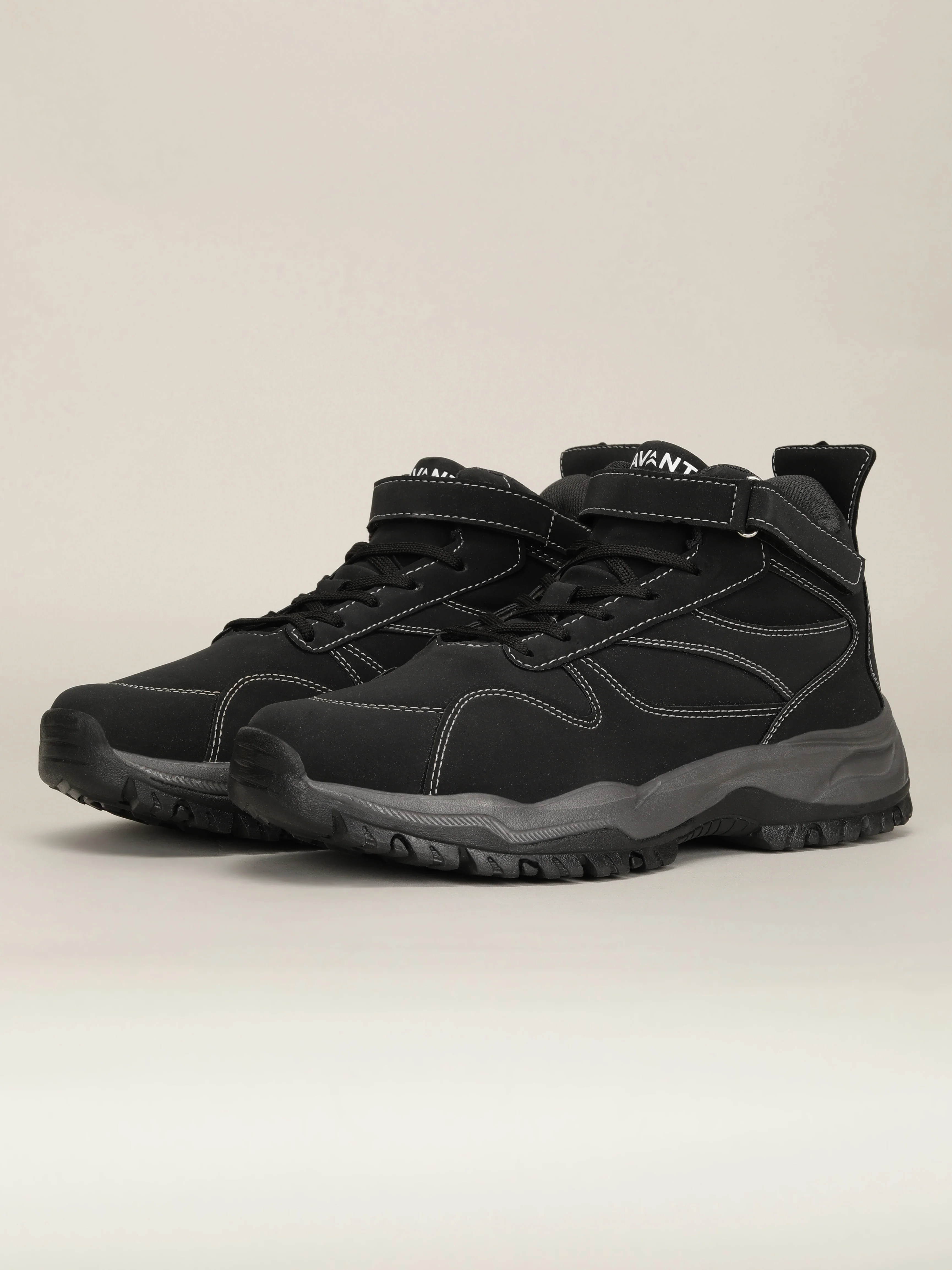 Avant Men’s Thar Outdoor Shoes - Black - Image 11