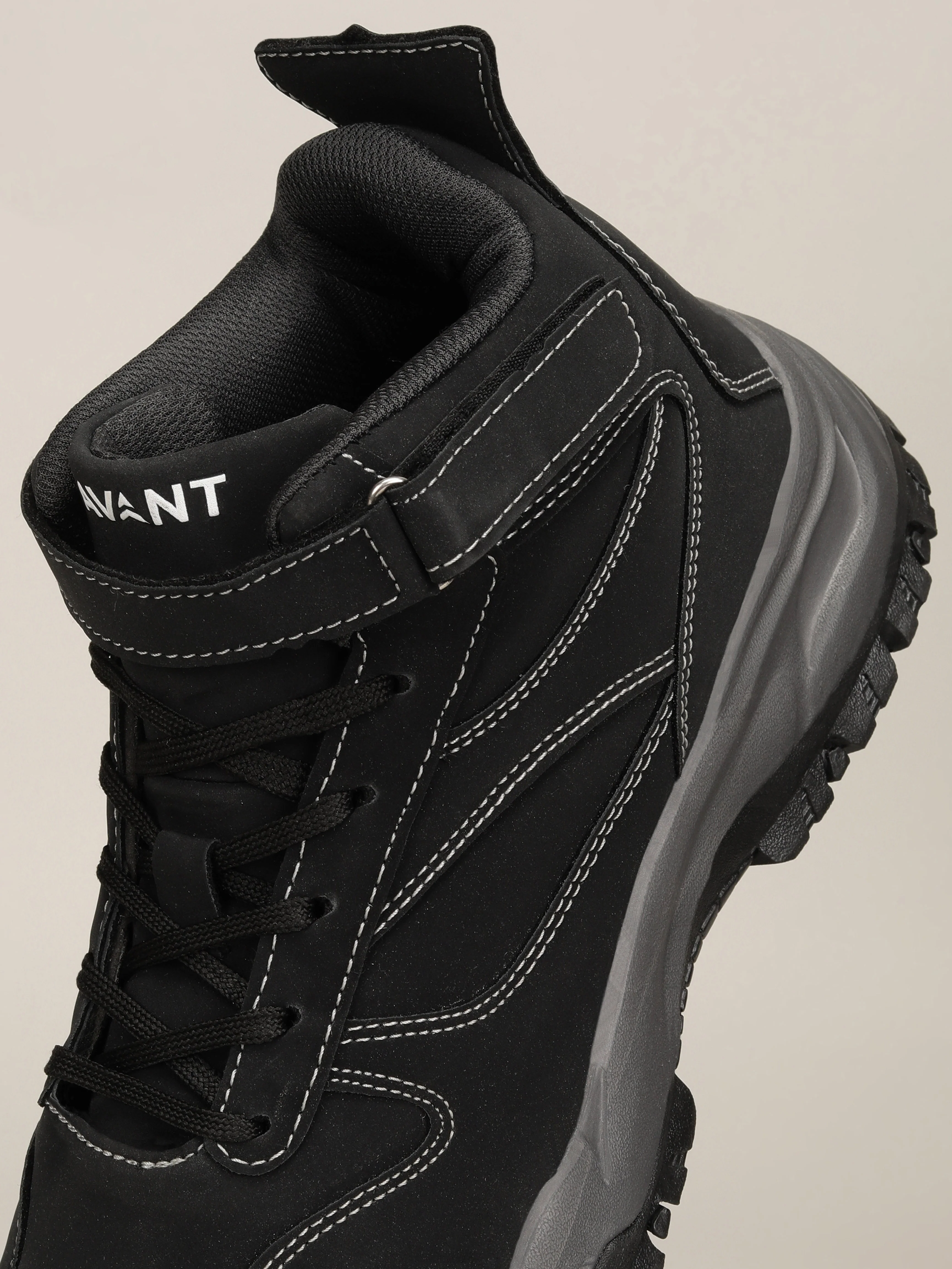 Avant Men’s Thar Outdoor Shoes - Black - Image 8