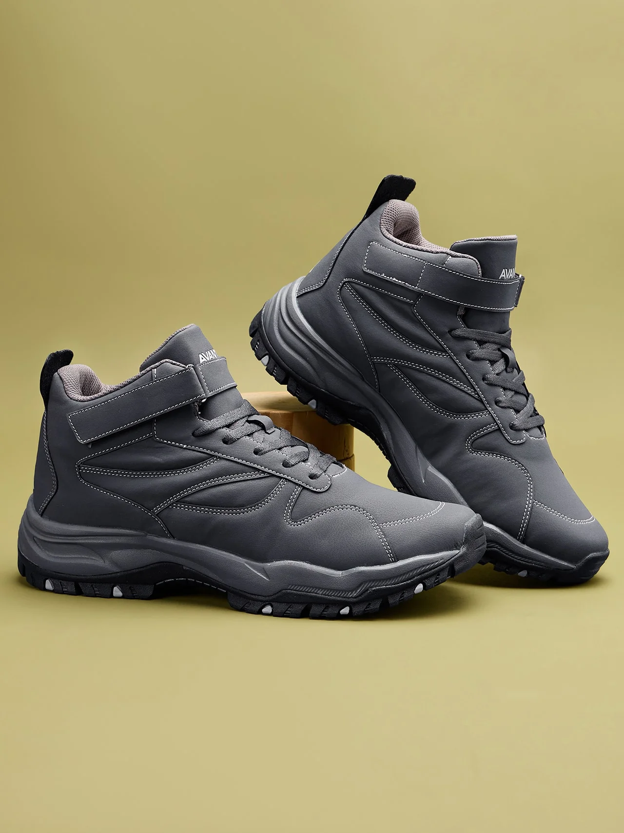 Avant Men’s Thar Outdoor Shoes - D.Grey - Image 2