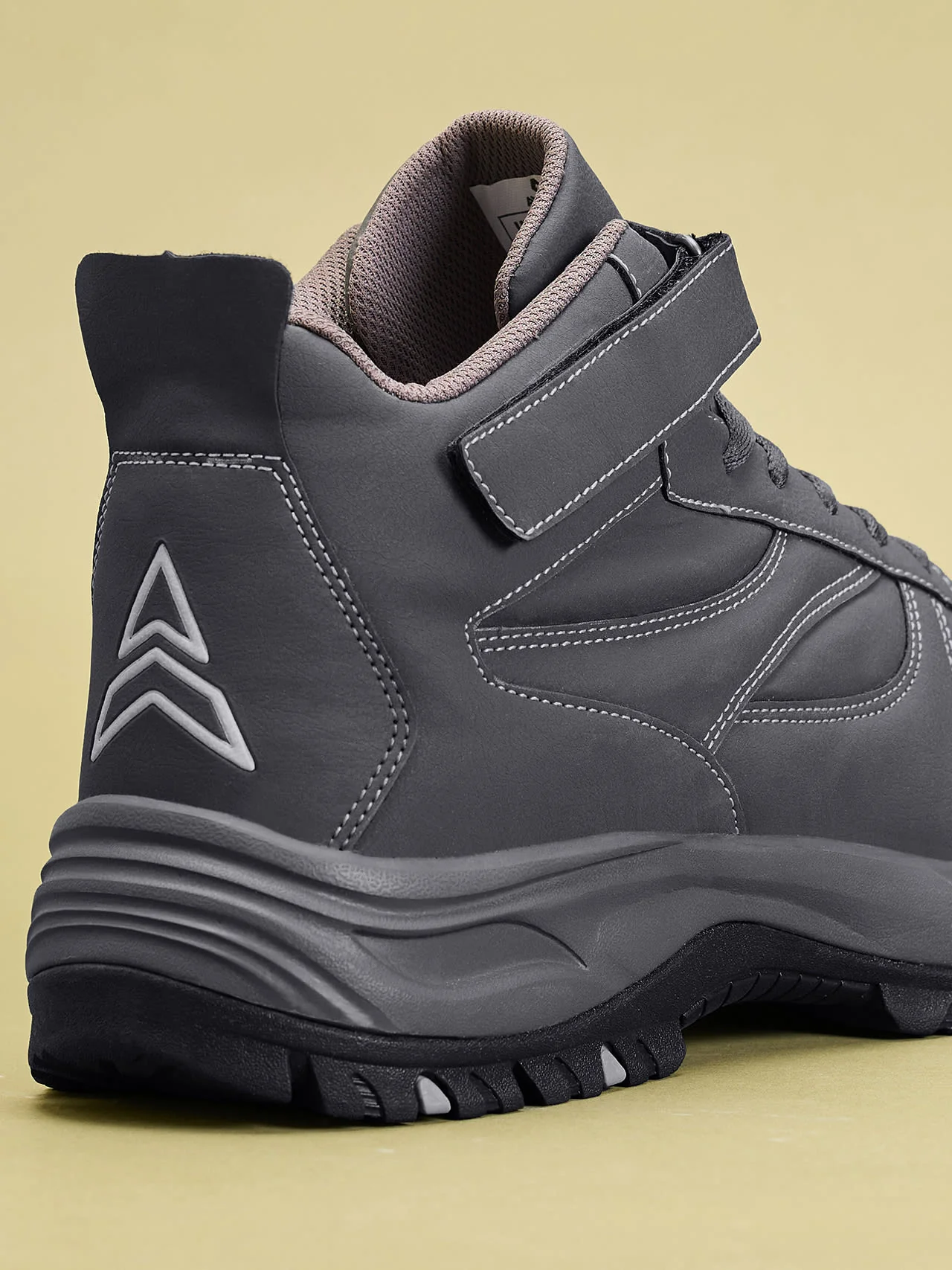 Avant Men’s Thar Outdoor Shoes - D.Grey - Image 9