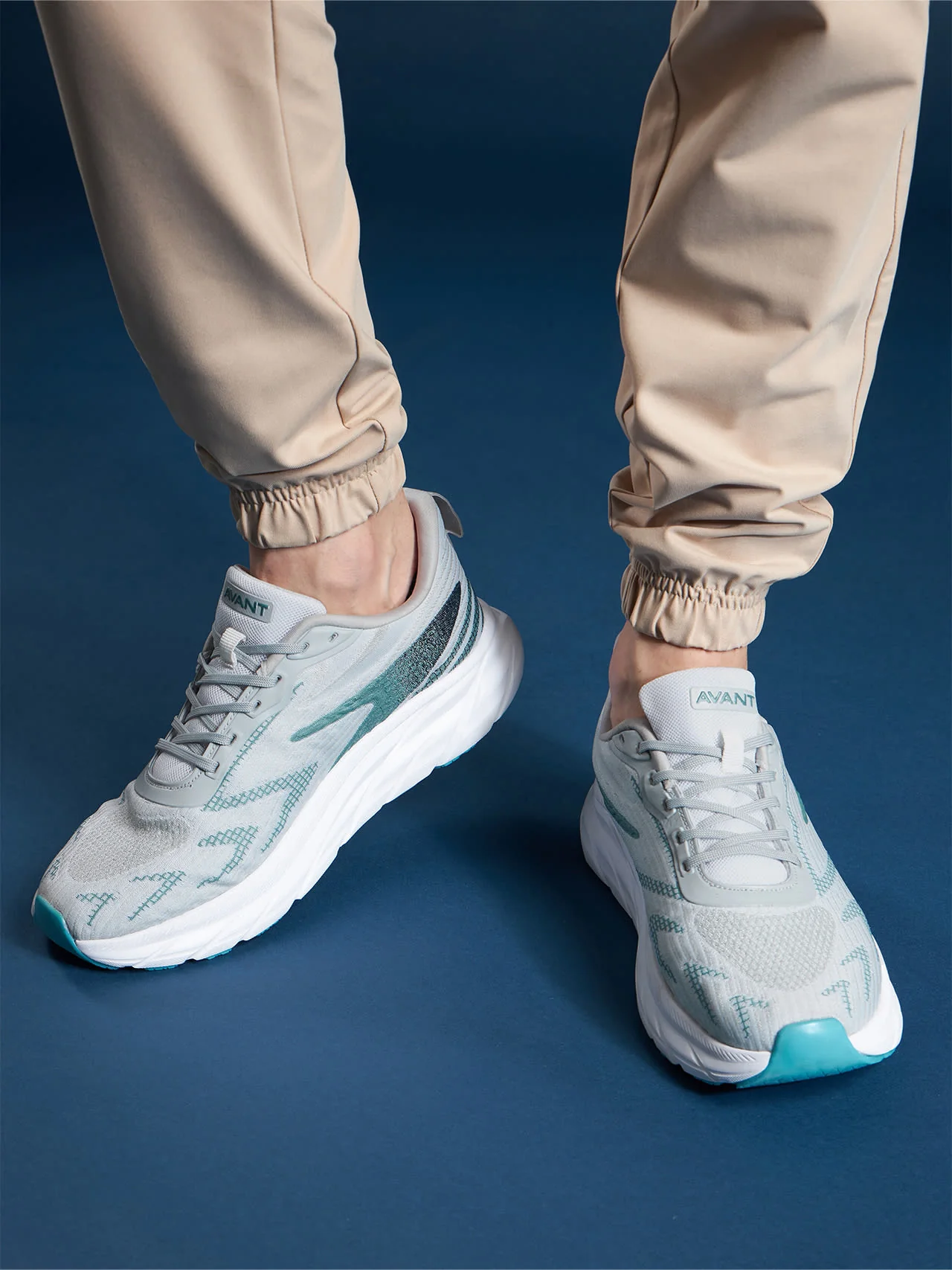 Avant Men's Thrust Running Shoes - L.Grey - Image 2