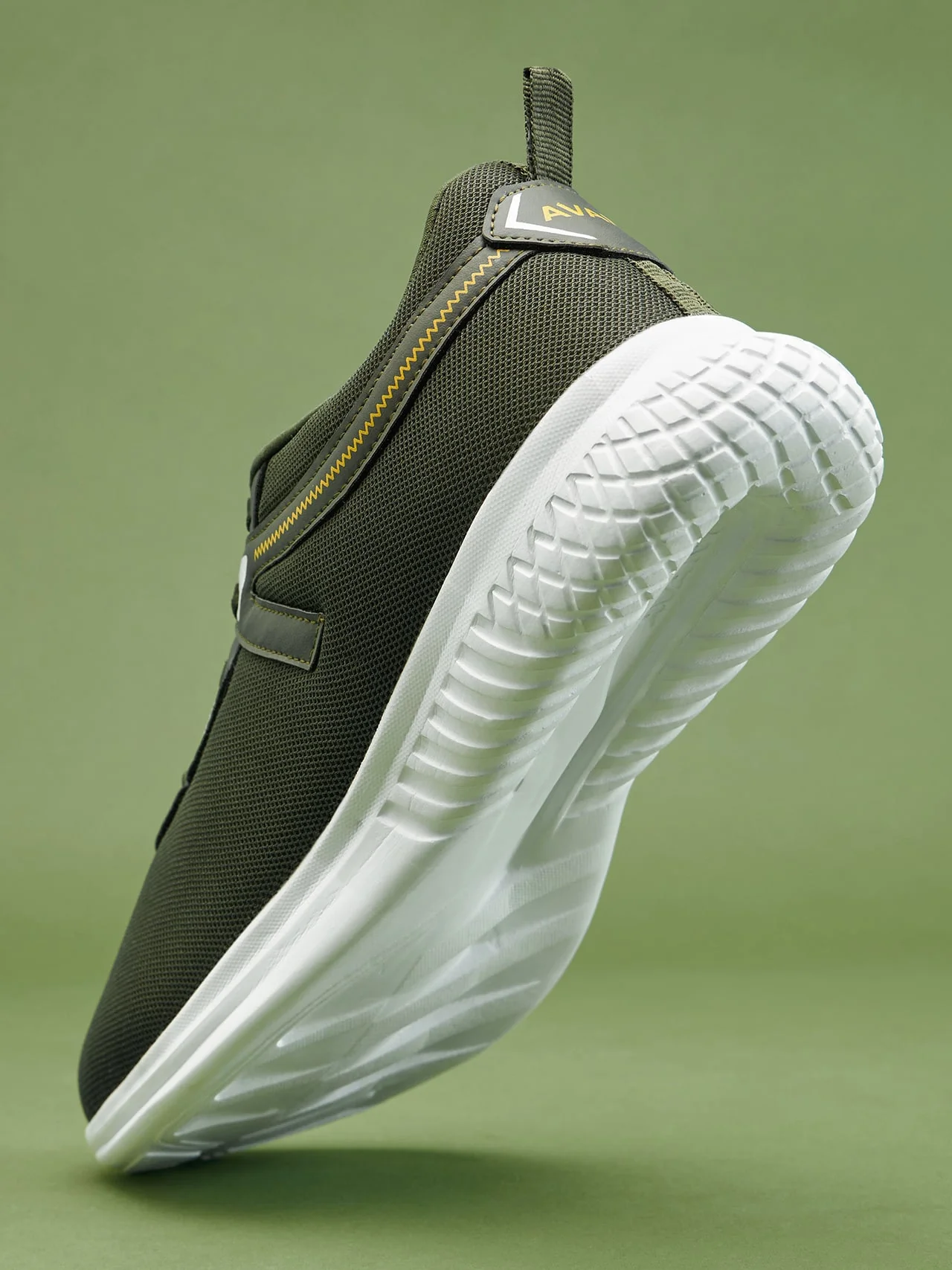 Avant Men's Trace Walking Shoes-Olive - Image 9
