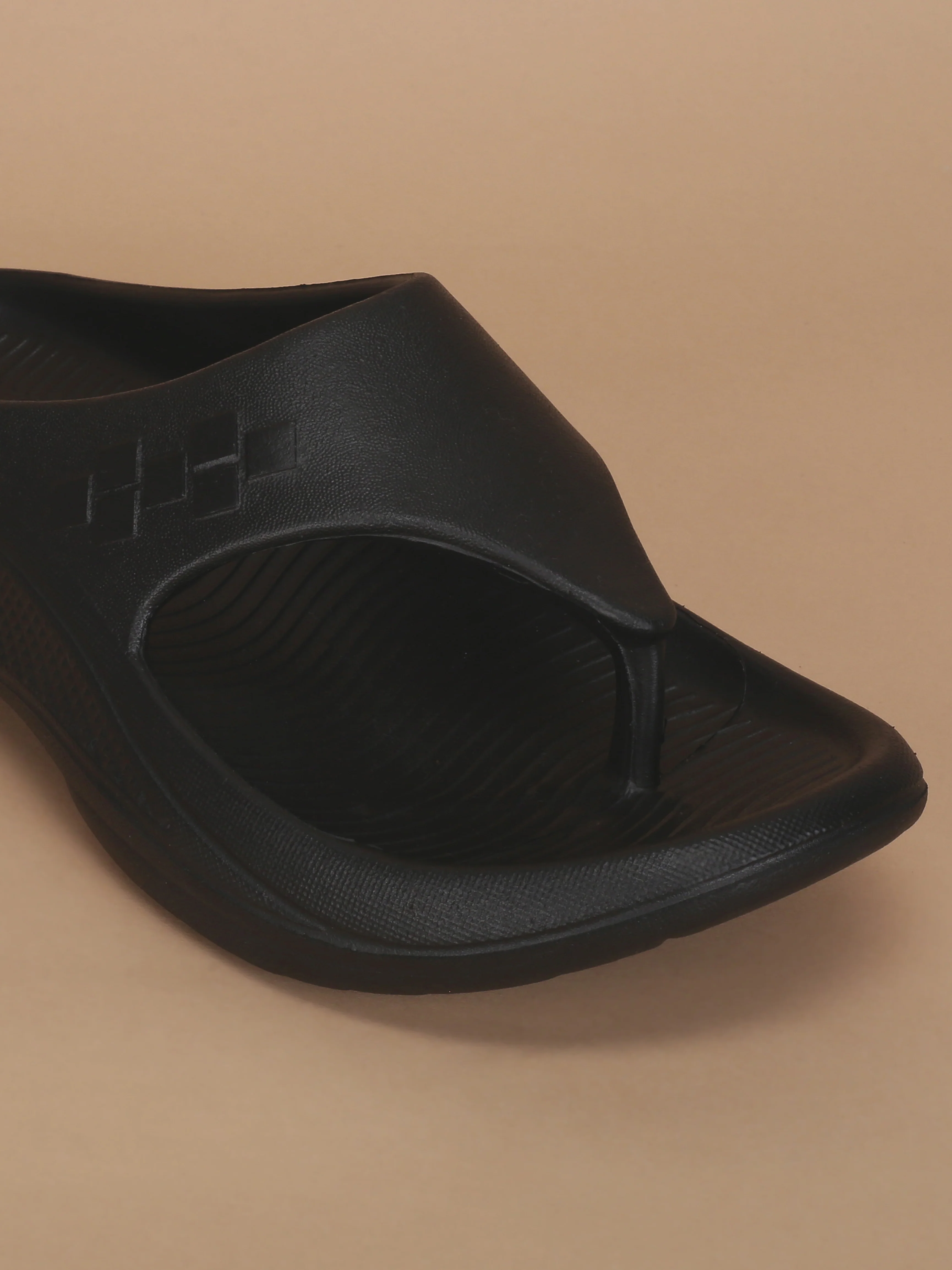 Avant Men's TraqX Sliders - Black - Image 6