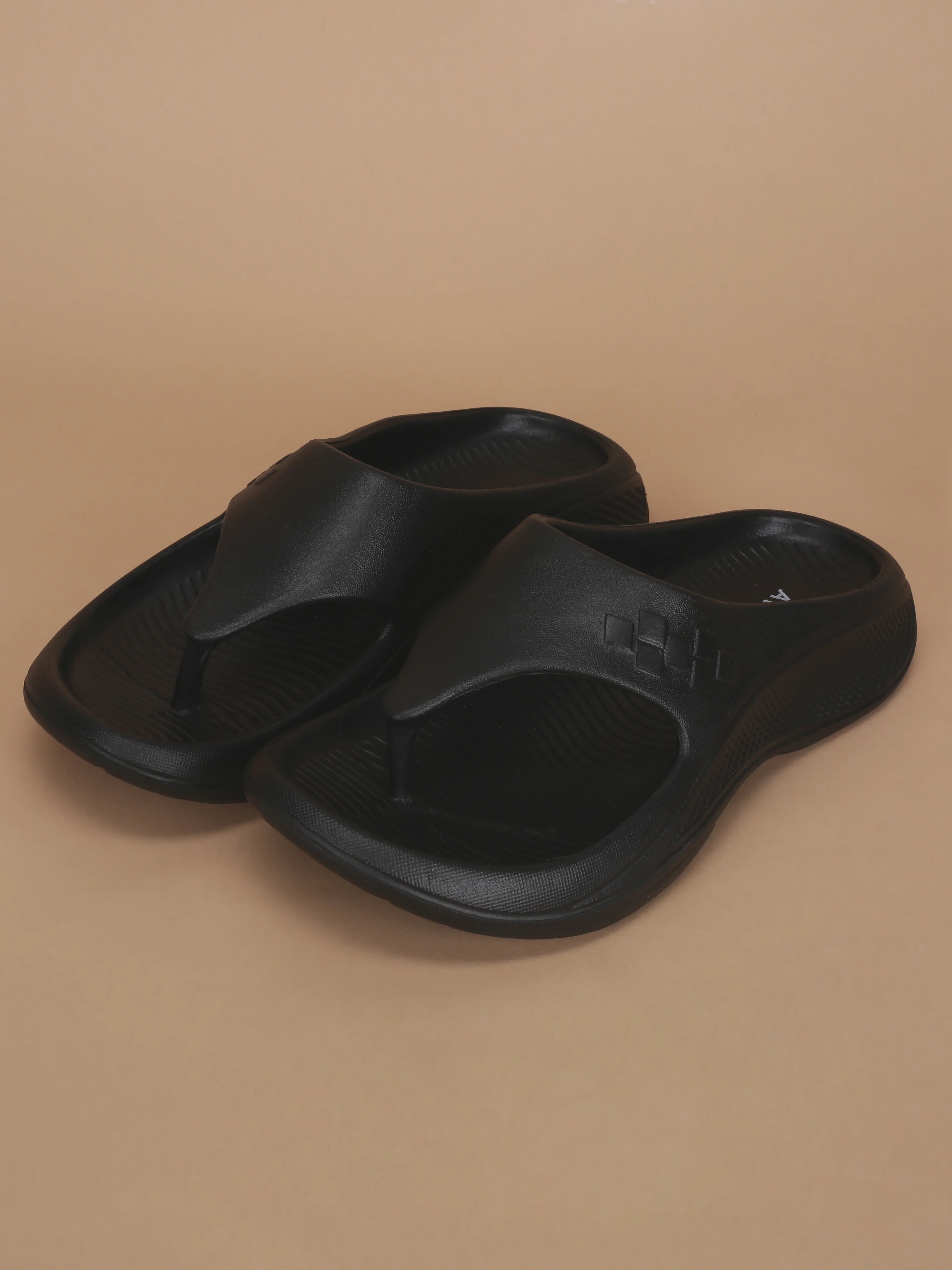 Avant Men's TraqX Sliders - Black - Image 7