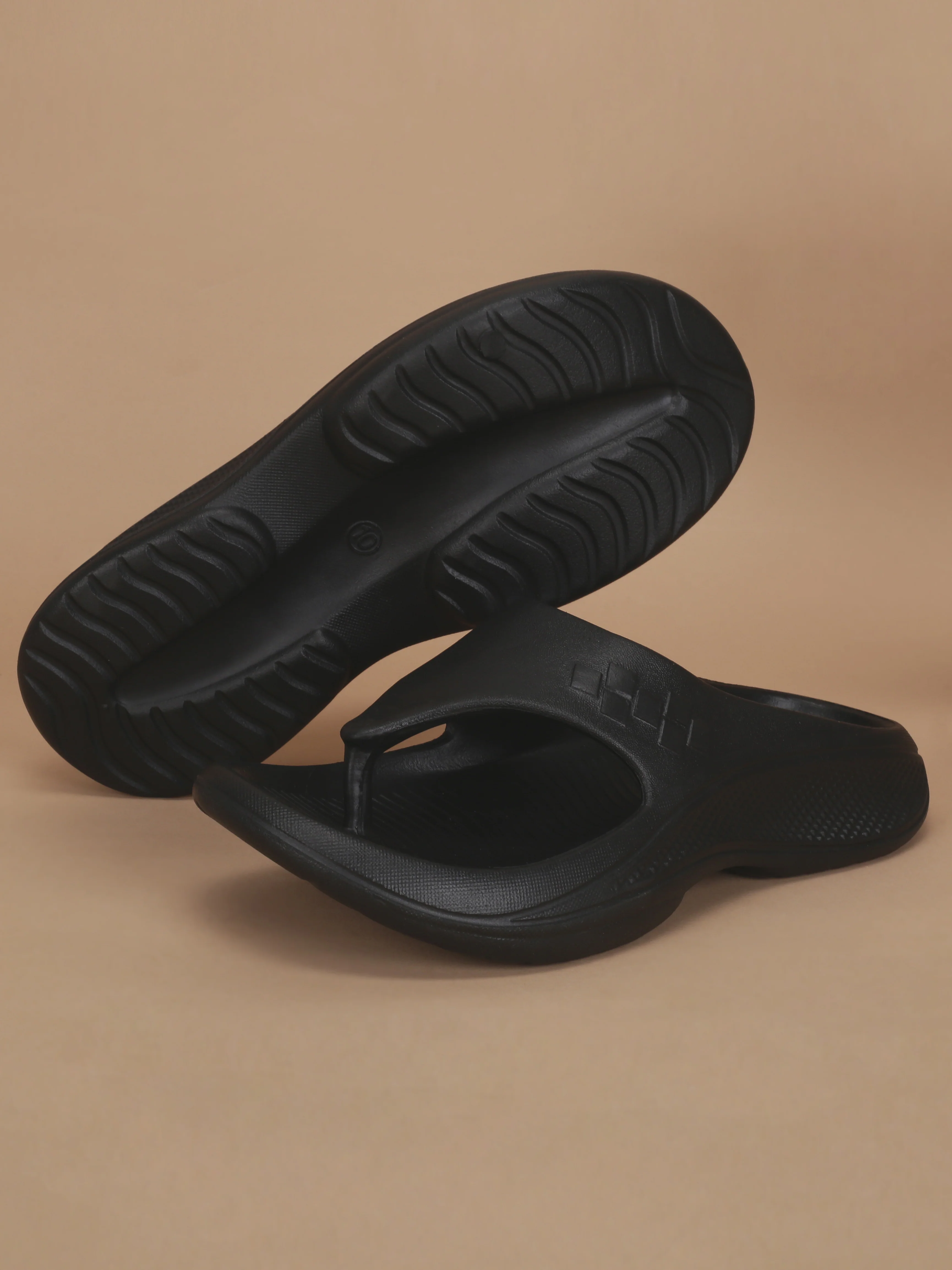 Avant Men's TraqX Sliders - Black - Image 9