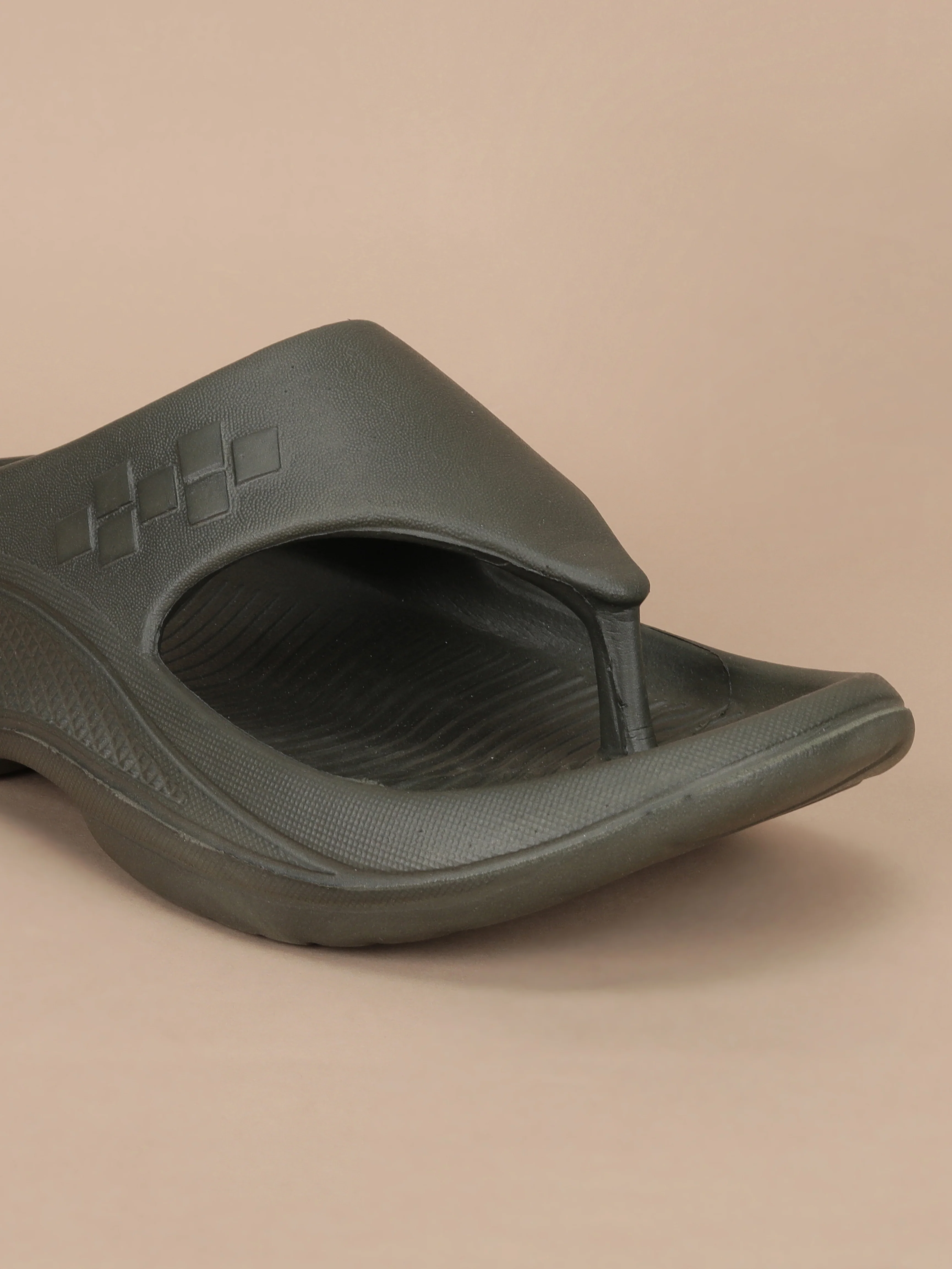 Avant Men's TraqX Sliders - Olive - Image 6