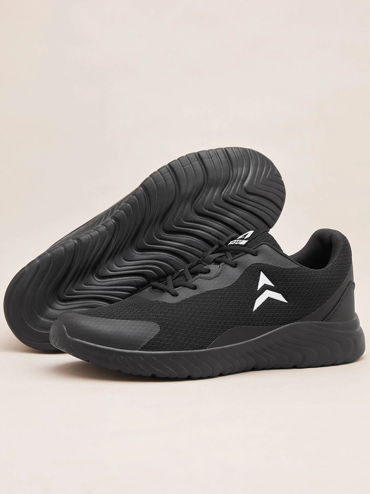 Avant Men's Trigger Walking Shoes-Black - Image 7