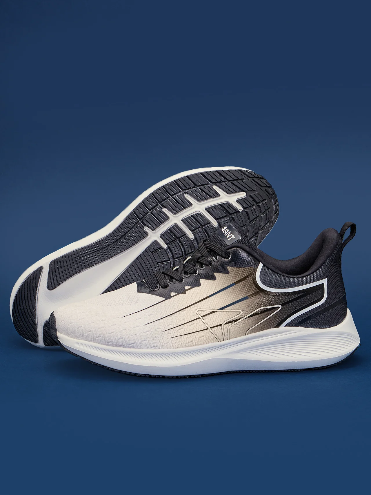 Avant Men's Verge Running shoes - White/Black - Image 5