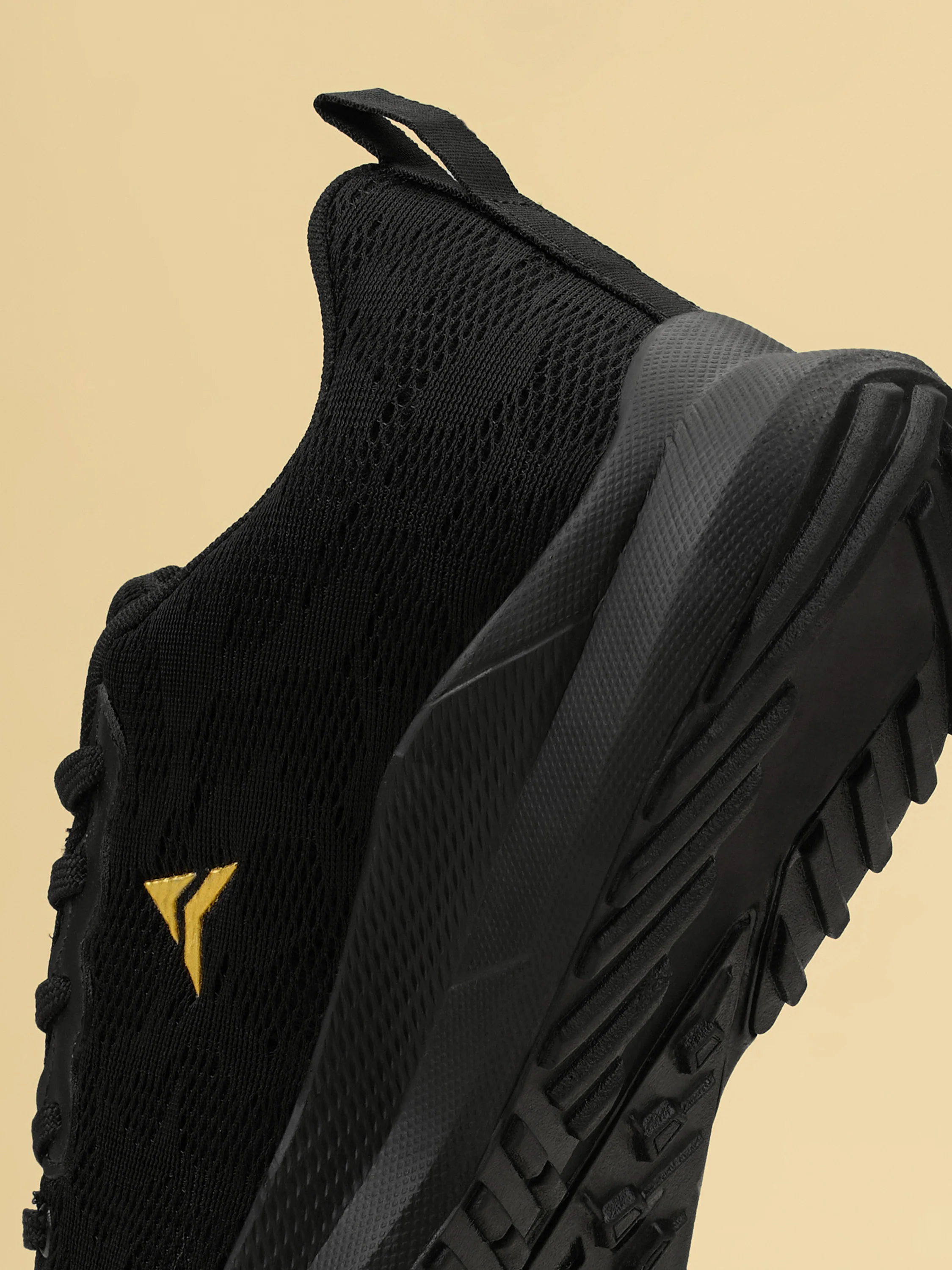 Avant Men's VoltRun Running Shoes - Black - Image 8