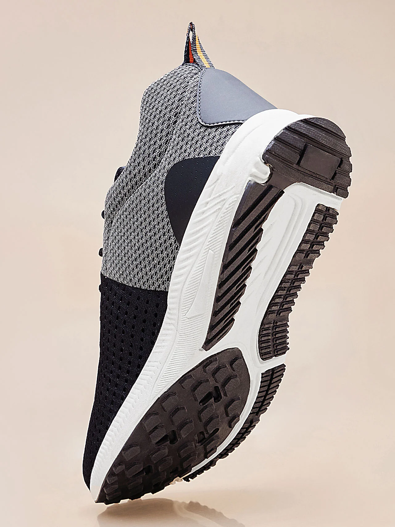Avant Men's X Running and Training Shoes - Black/Grey - Image 5