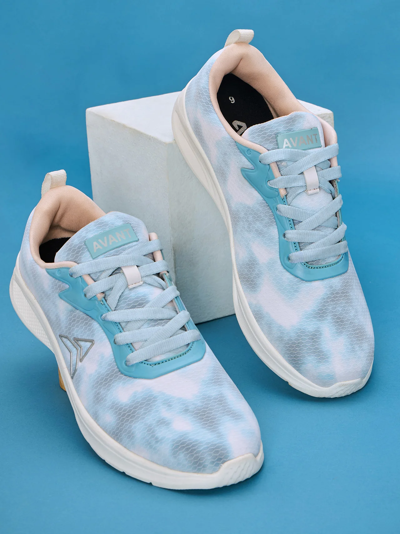Avant Women's Elegant Walking Shoes - Blue/White - Image 3