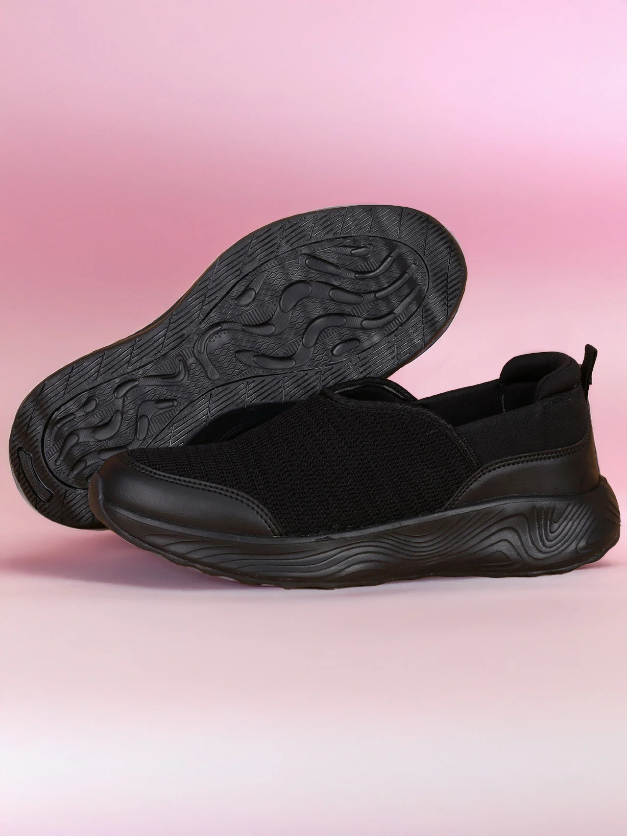 Avant Women's Shadow Slip-On Walking Shoes - Black - Image 6