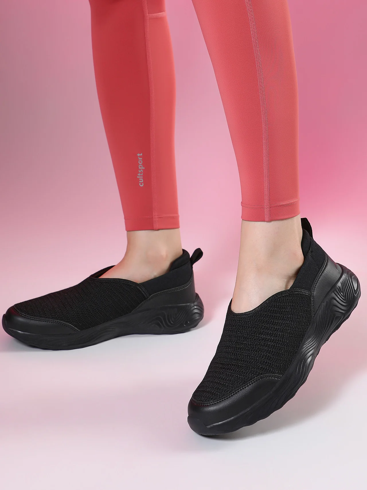 Avant Women's Shadow Slip-On Walking Shoes - Black - Image 9