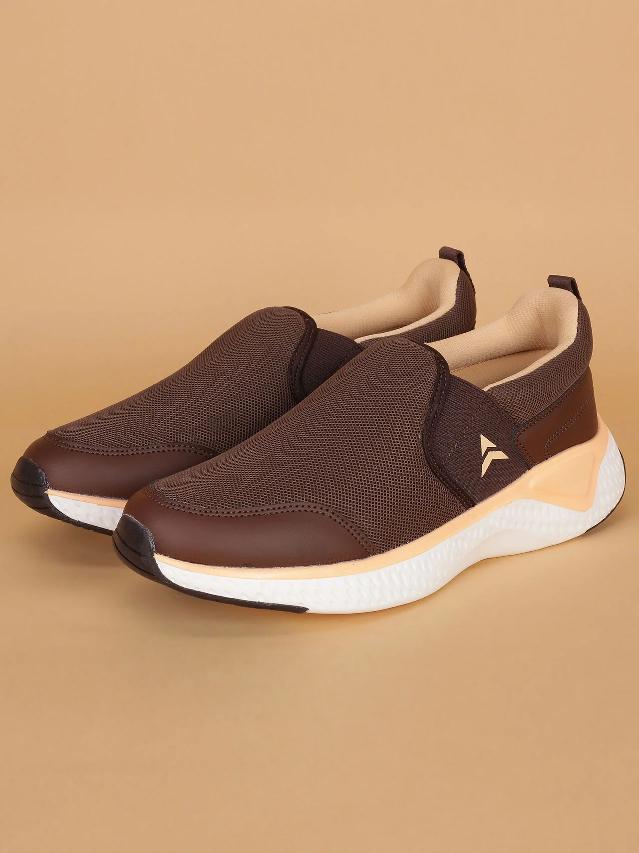 Avant Women's Sway Slip On Walking Shoes - Brown - Image 5