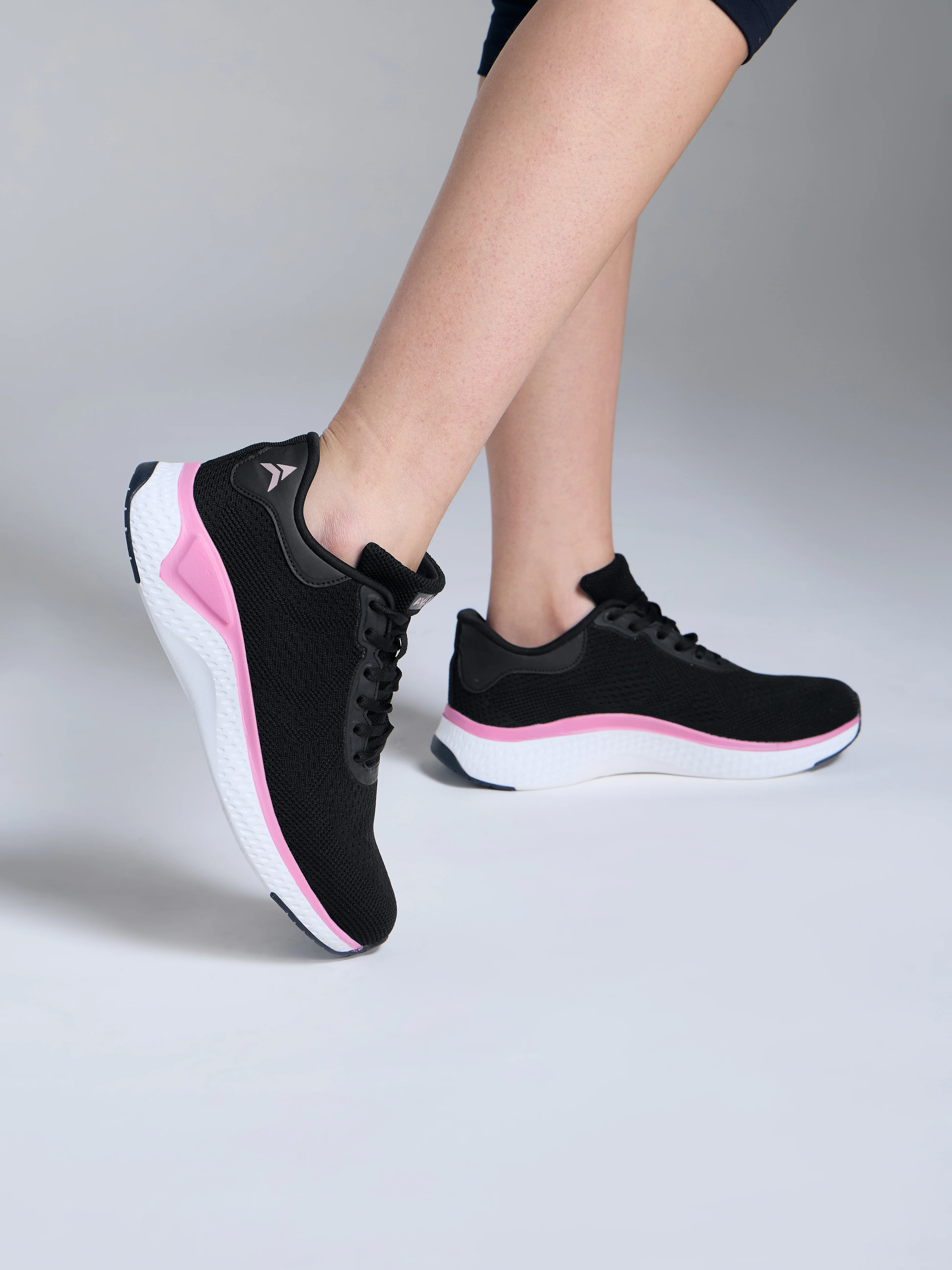 Avant Women's Versa Running Shoes - Black - Image 6