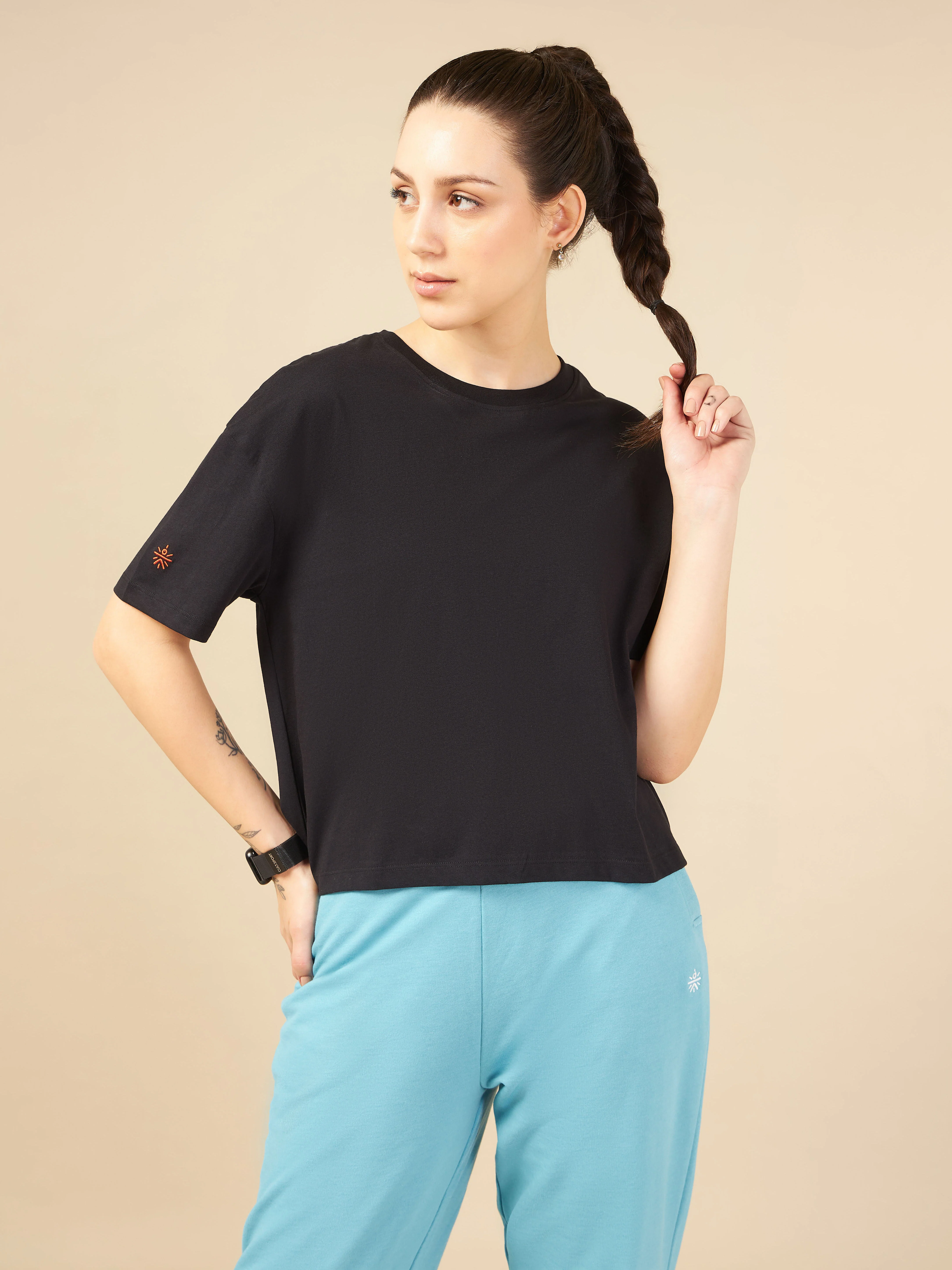 Black Cult Leisure T-shirt for Women - Image 3