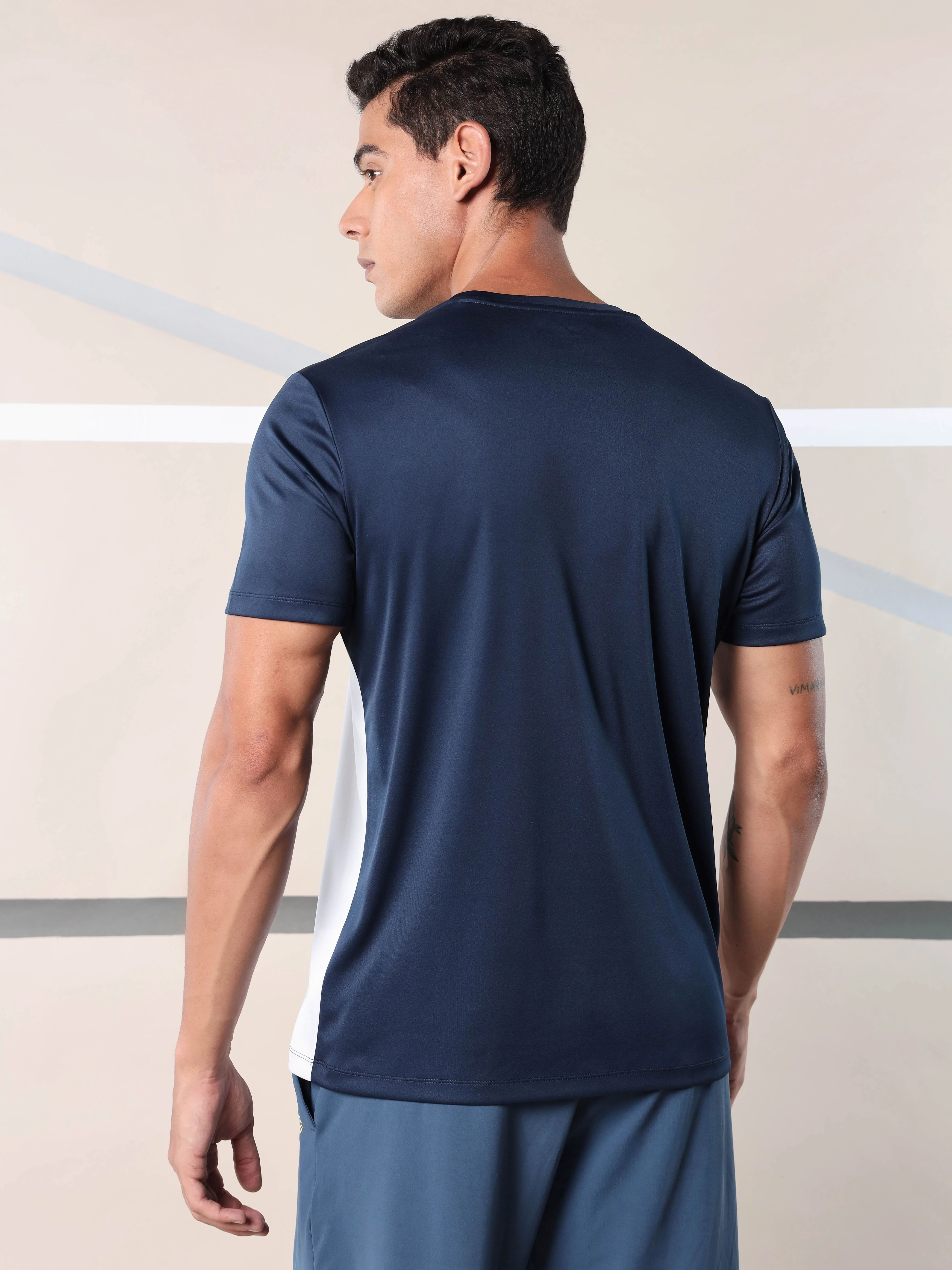 Play Big Fly Dry T-shirt - Image 4