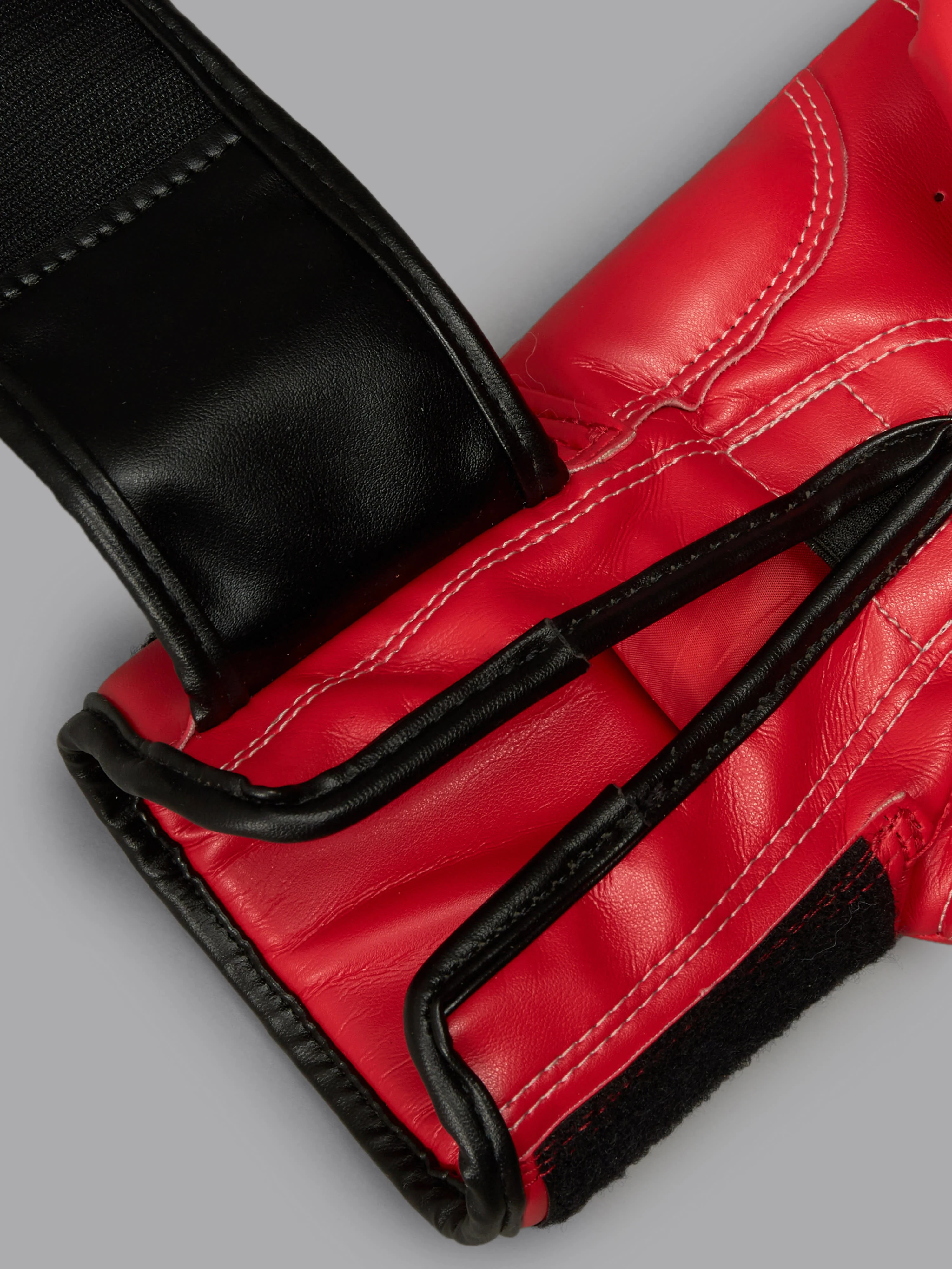 Combo Boxing Gloves with Handwraps - Image 8