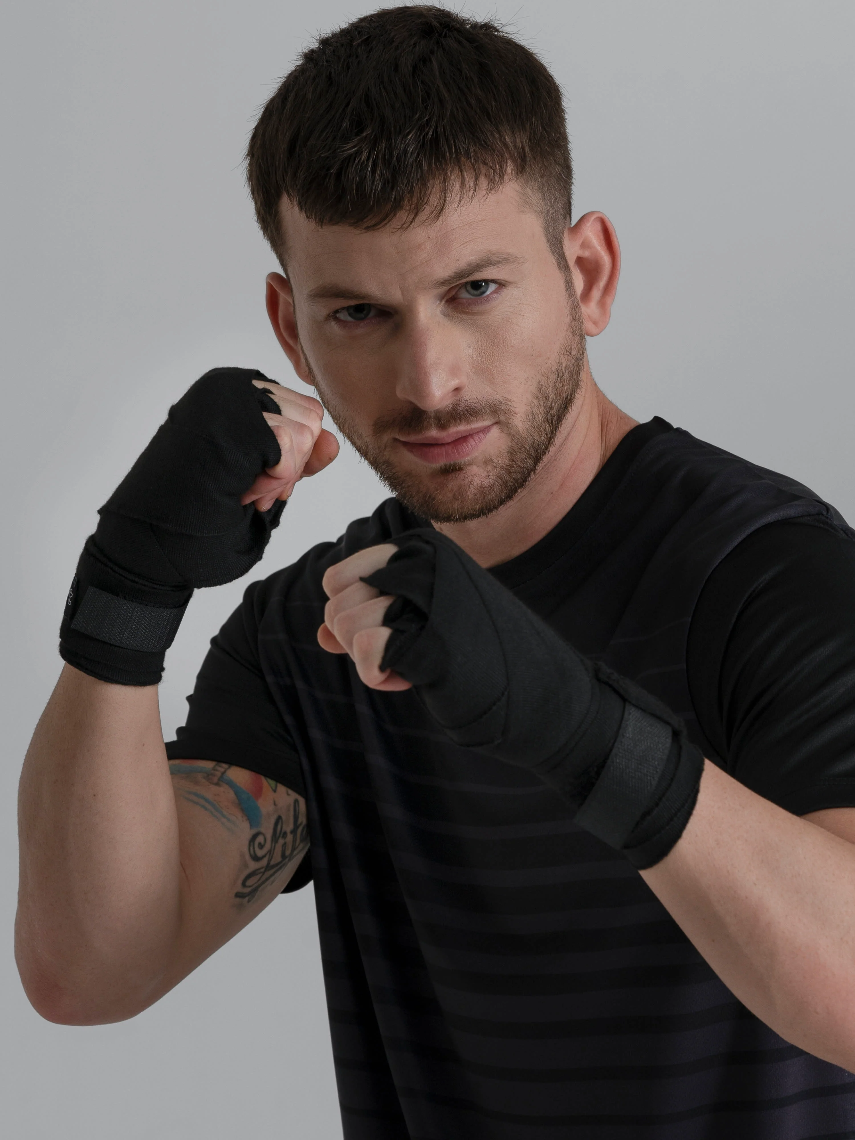 Combo Boxing Gloves with Handwraps - Image 4