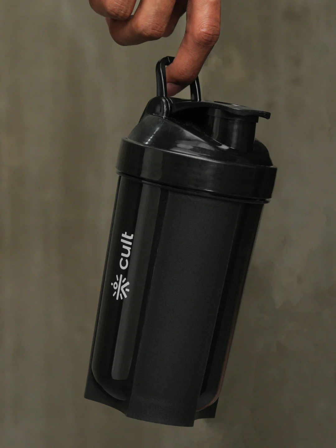 Compact 12L Gym Bag with Shoulder Strap Blue & 600ml Shaker Bottle with Mixer Ball Black - Image 2