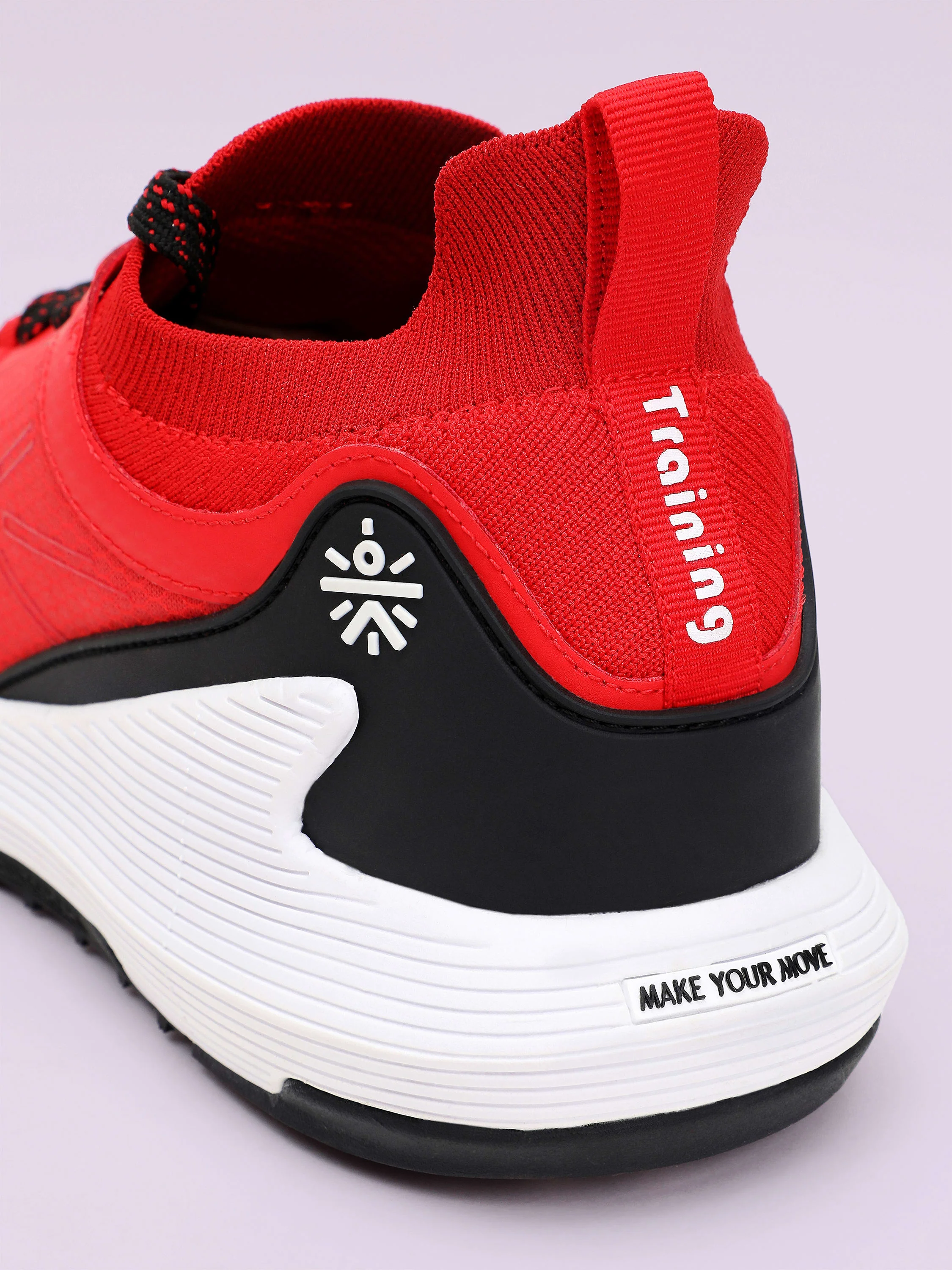 cult Crosstrain Men Training Shoes - Red - Image 5