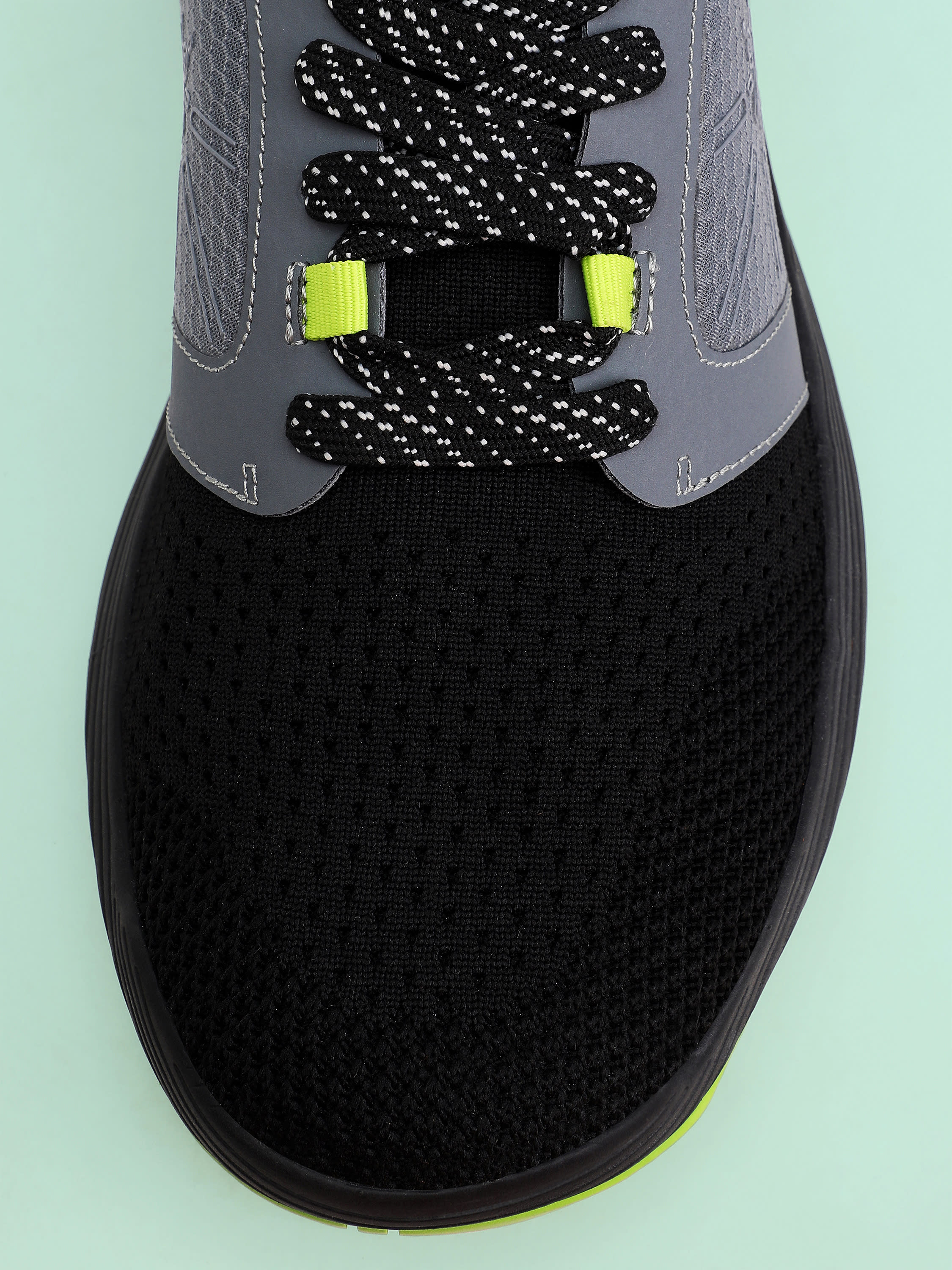 cult Crosstrain Men Training Shoes - Black - Image 11