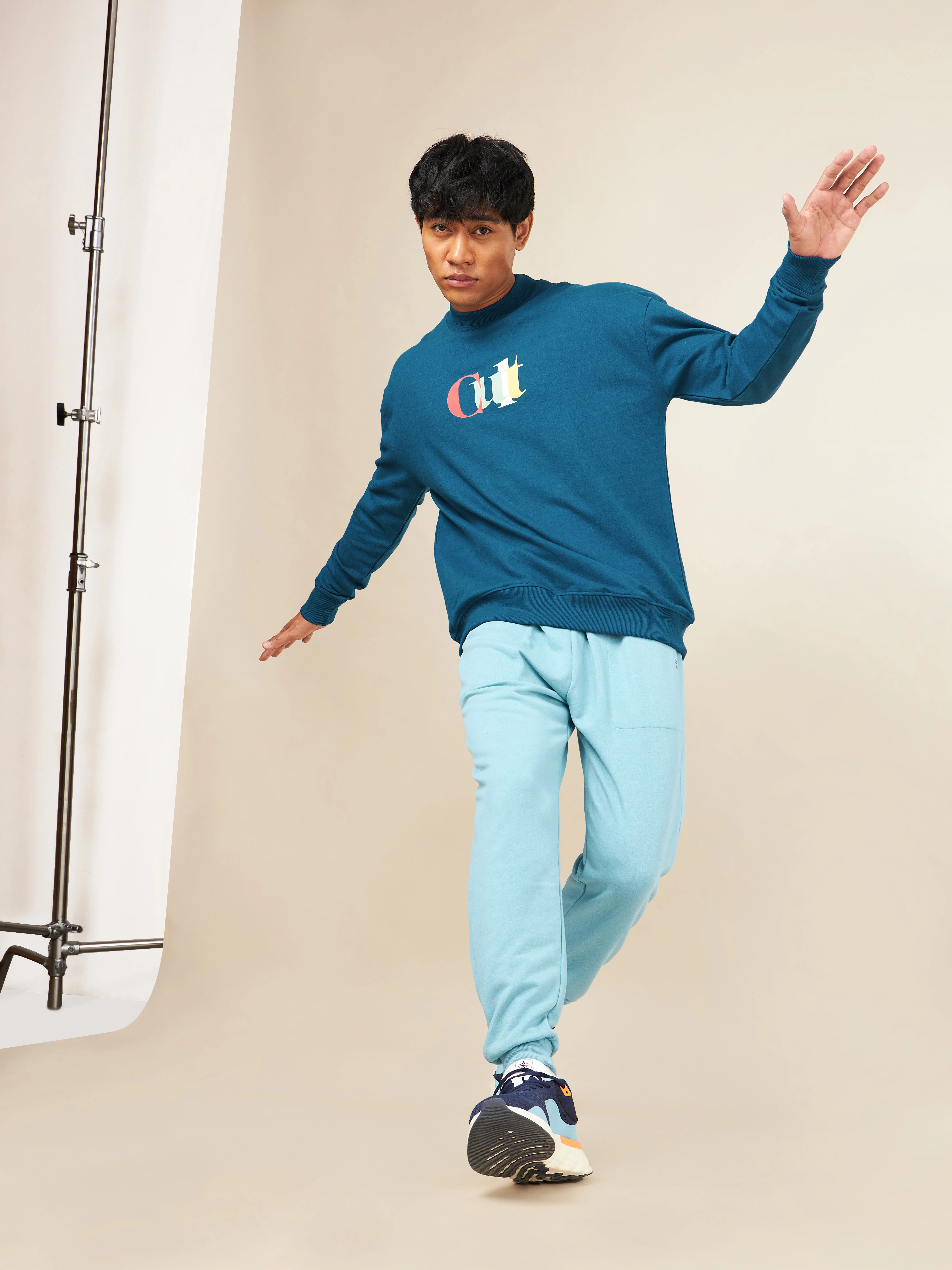 Cult Brand Carrier Blue Sweatshirt - Image 7