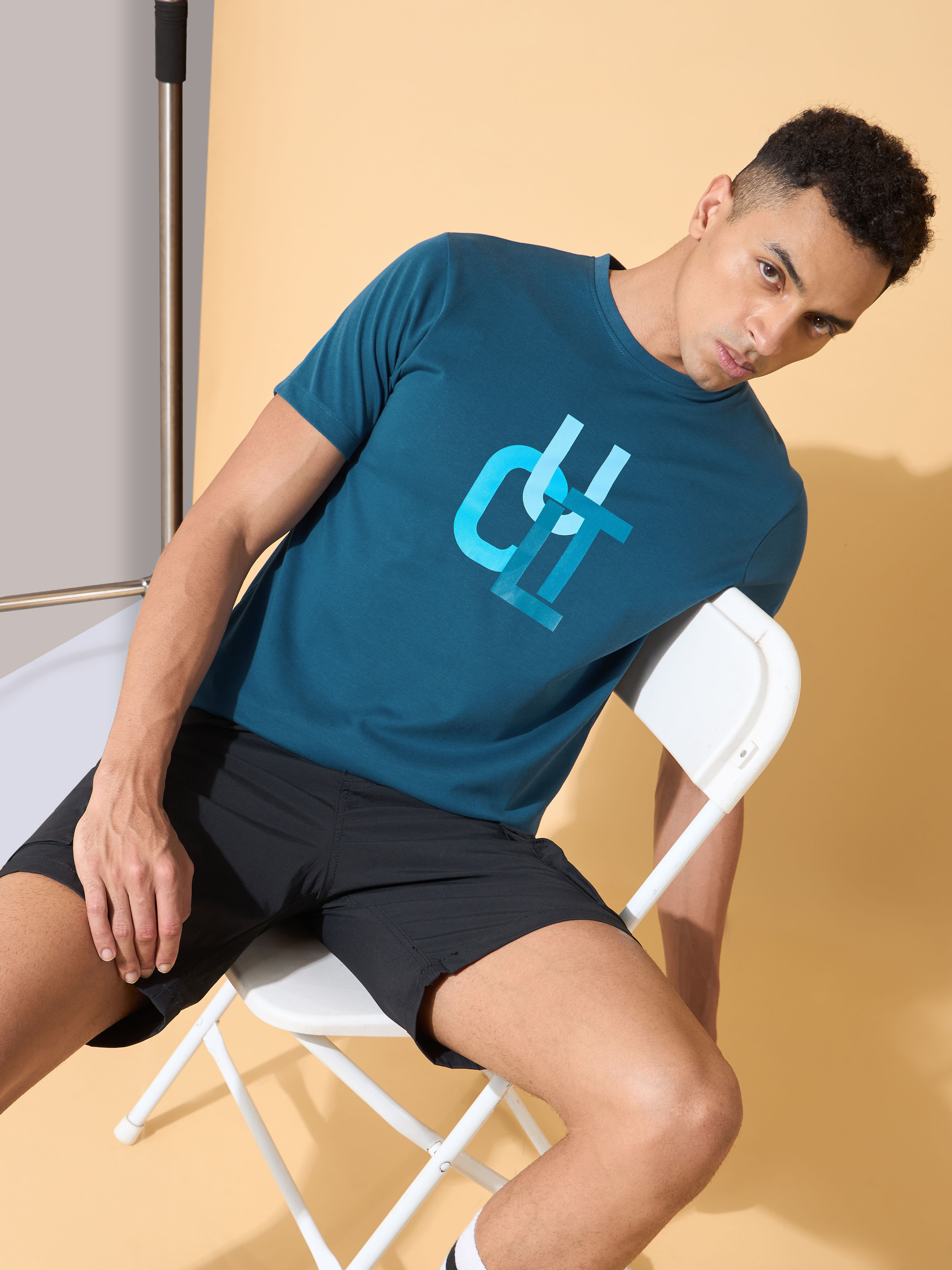 Cult Brand Carrier Print T-shirt - Image 3