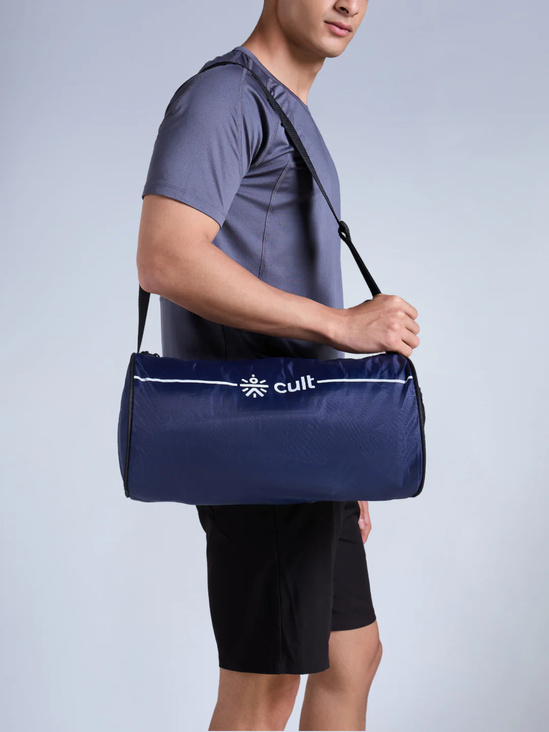 Cult Duffle Bag Blue with Shaker Bottle Black 700ml - Combo - Image 2
