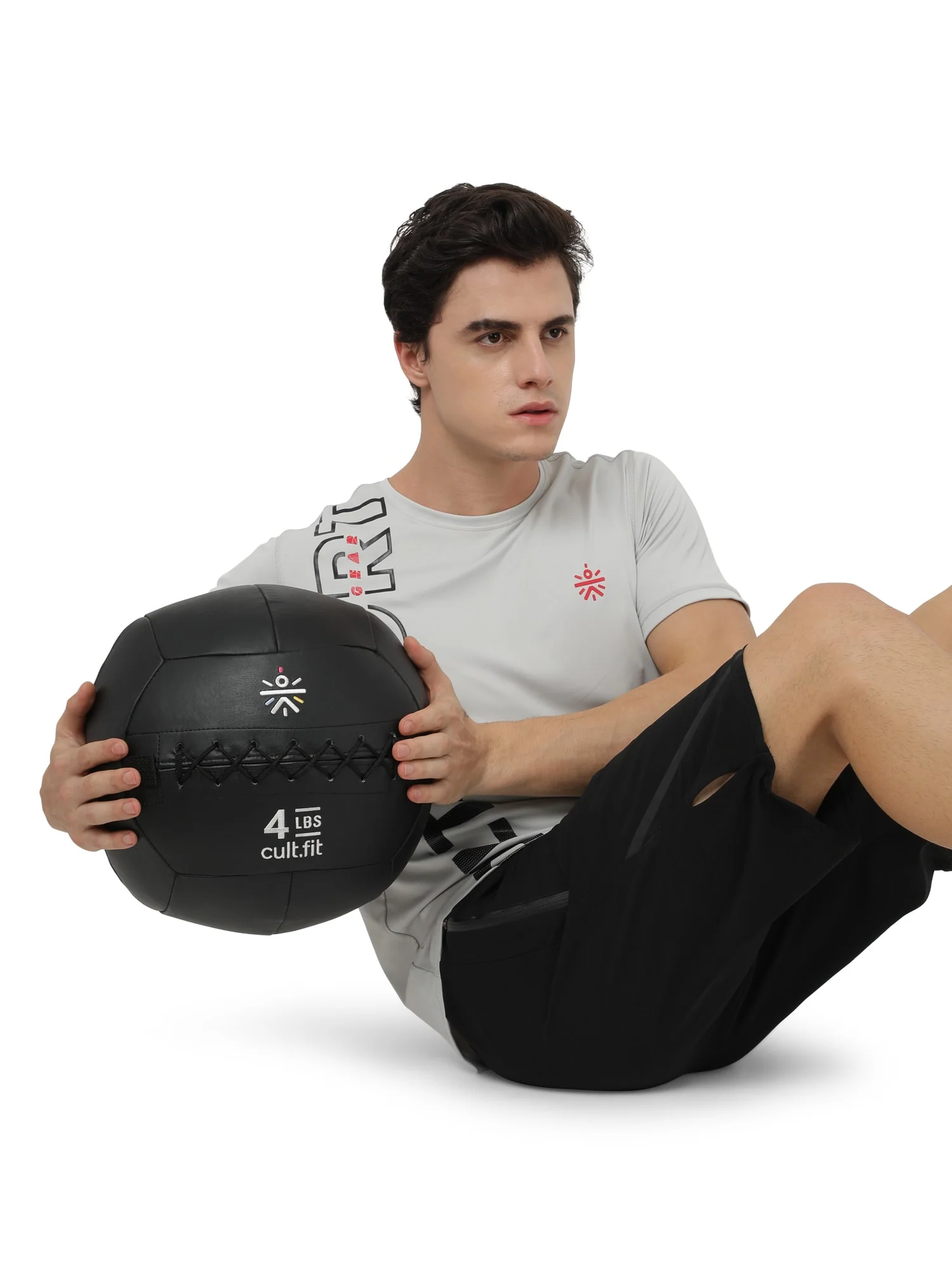 cult.fit Wall Ball - 4 lbs x 1 - Image 5