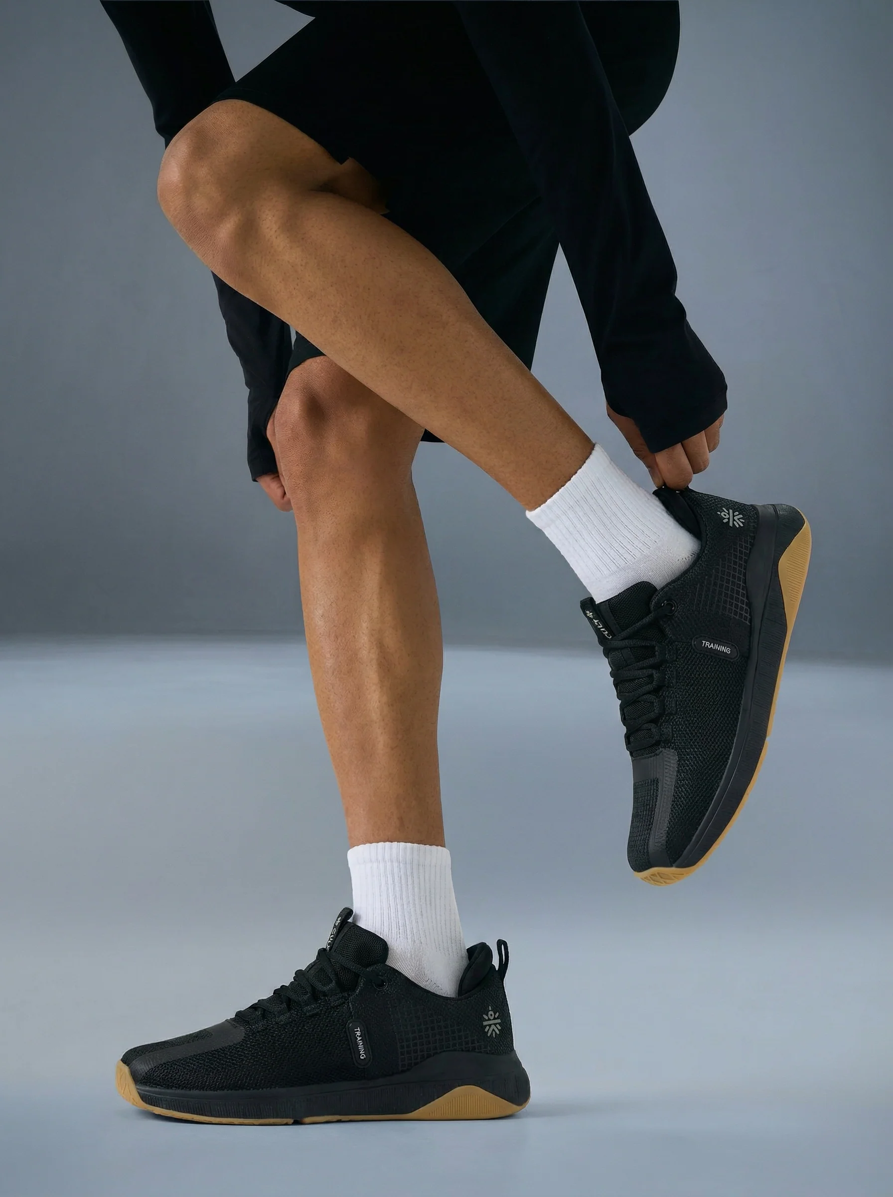 cult Men's Achilles Training Shoes - Black - Image 7