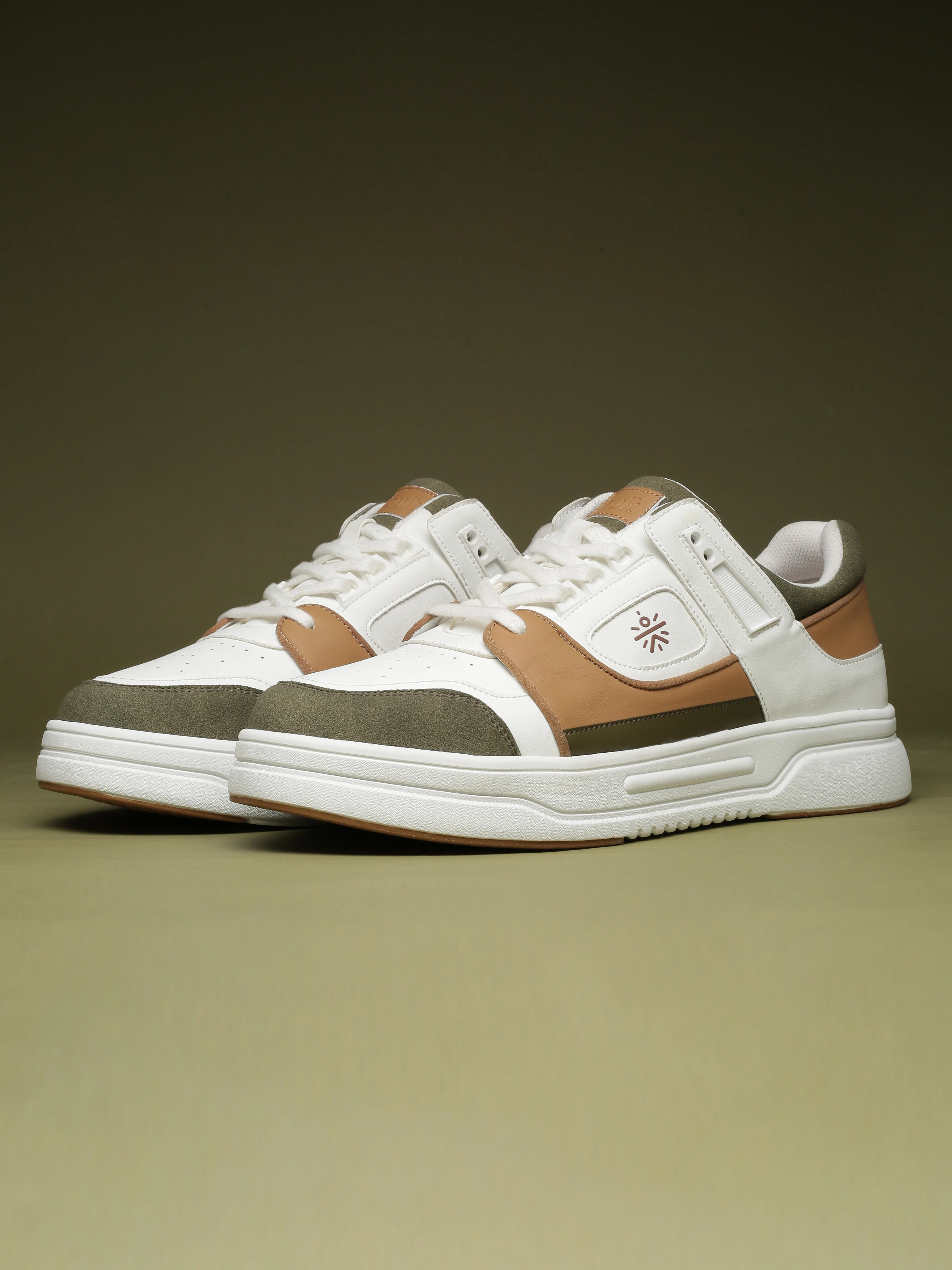 cult Men's AeroLite Sneakers - White/Tan - Image 11