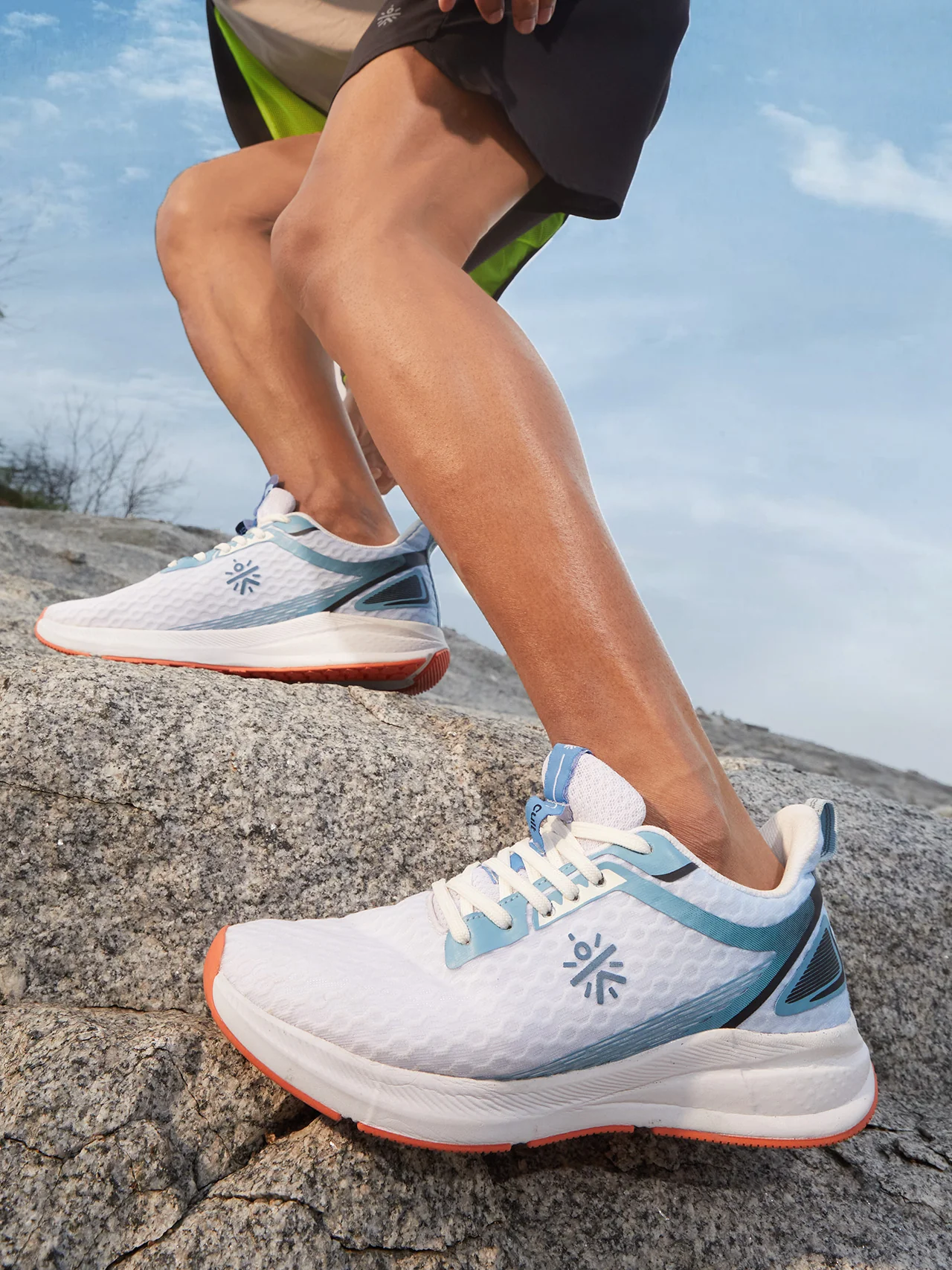 cult Men's AeroStride Casual Shoes - White/Blue - Image 9