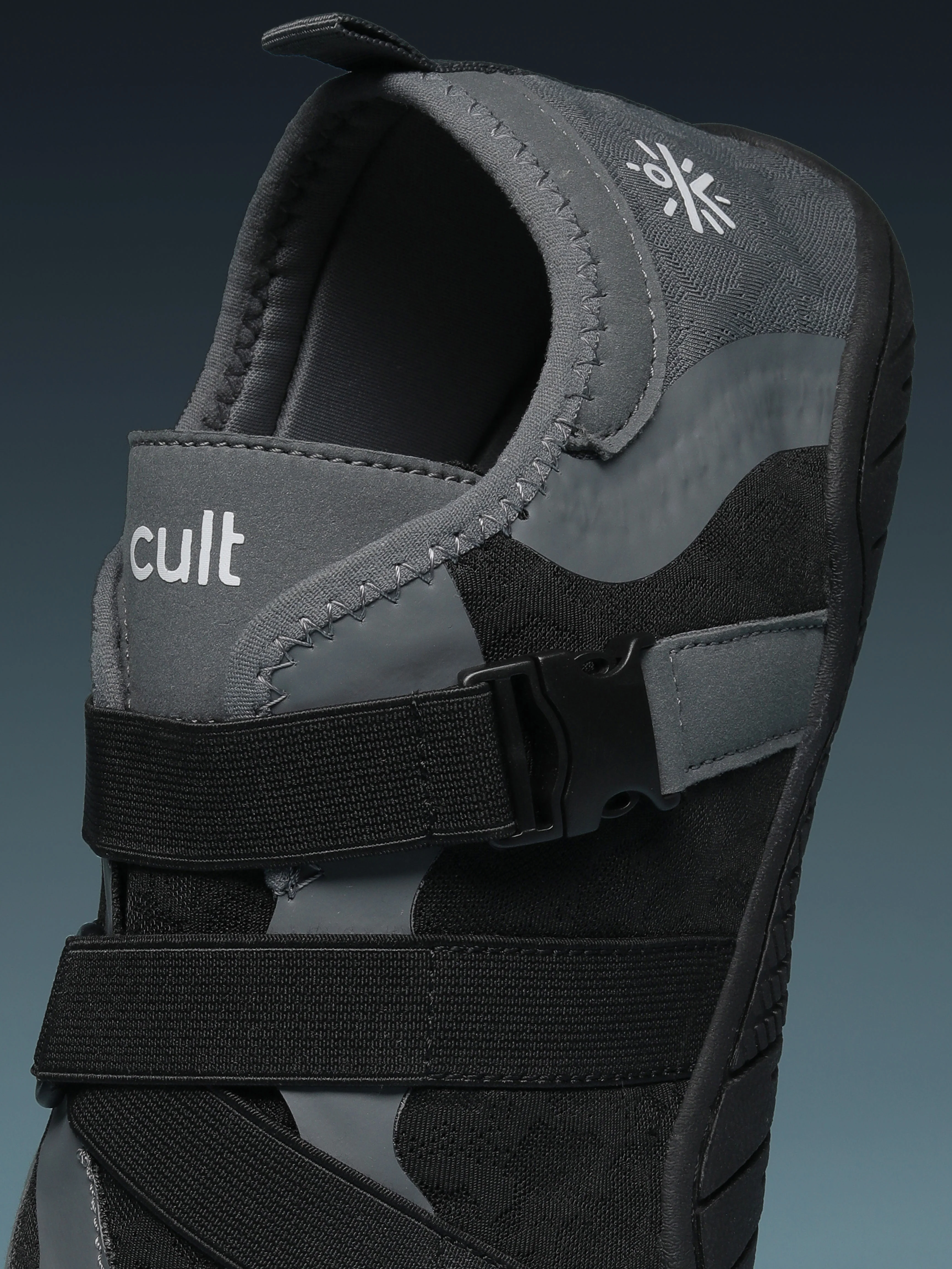 cult Men's MoveLite Barefoot Training Shoes - Black - Image 7