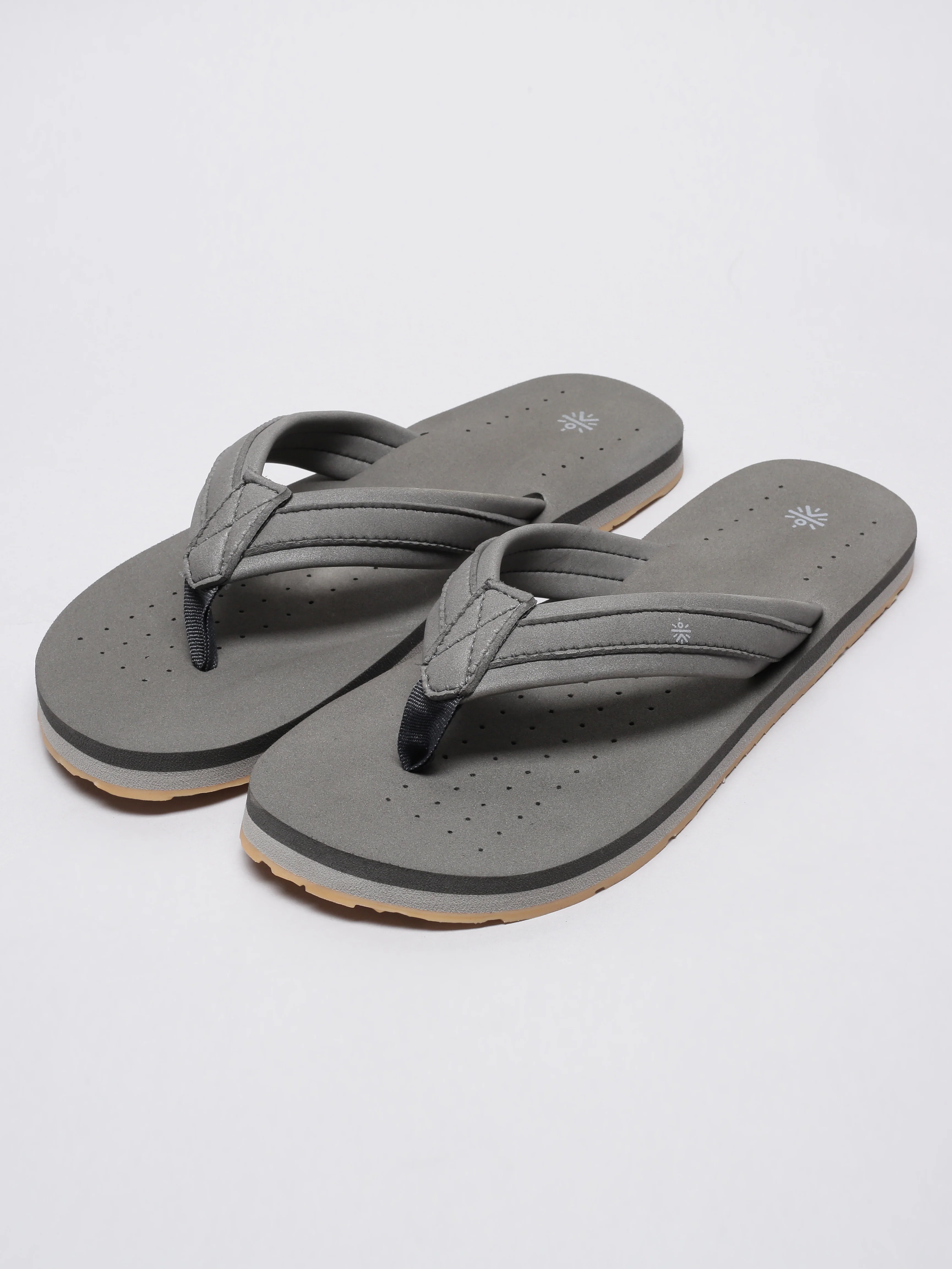 cult Men's Breez Flip Flops - Grey - Image 11