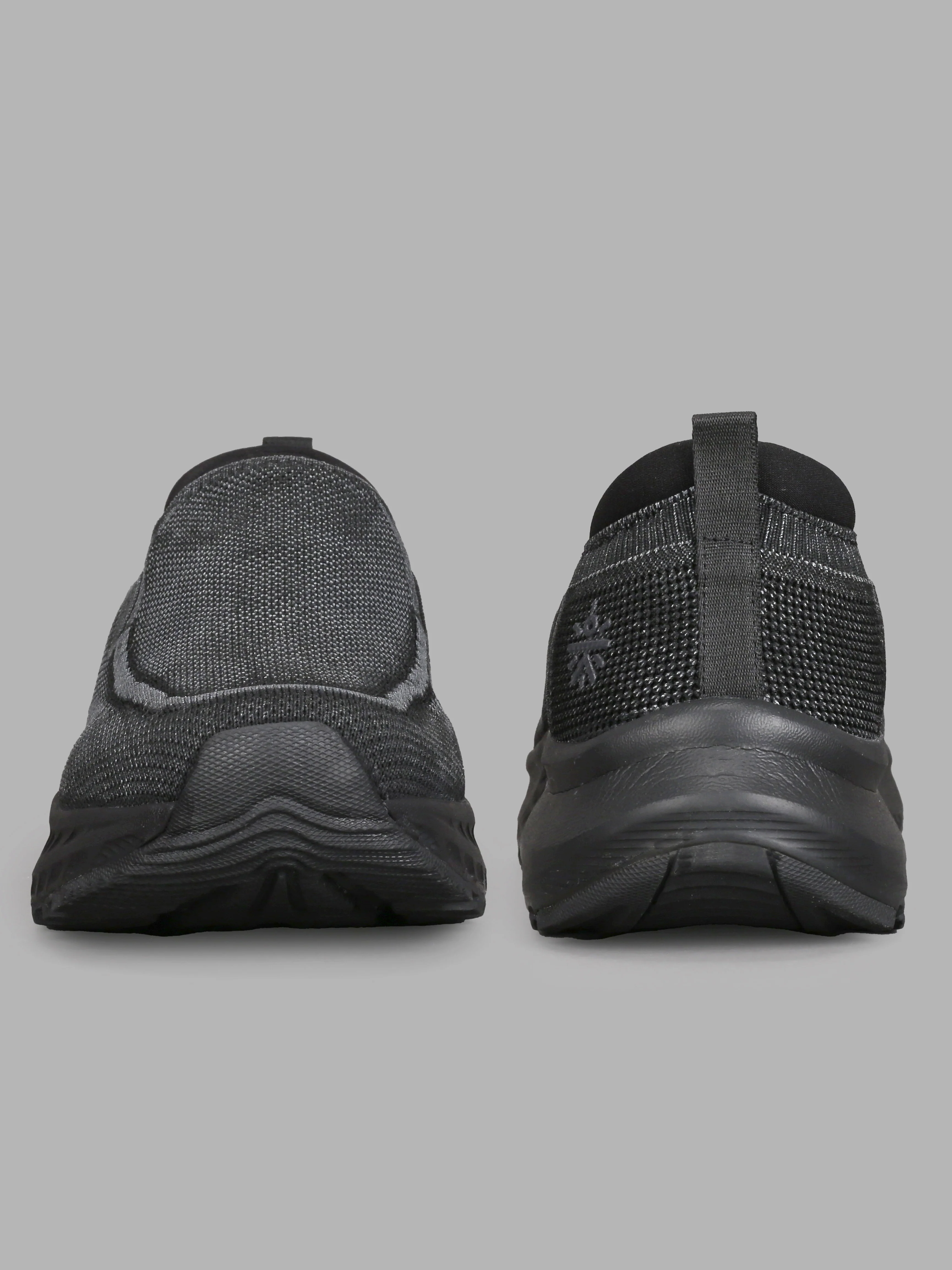 cult Men's Fleeter Slip-On Shoes - Black - Image 7