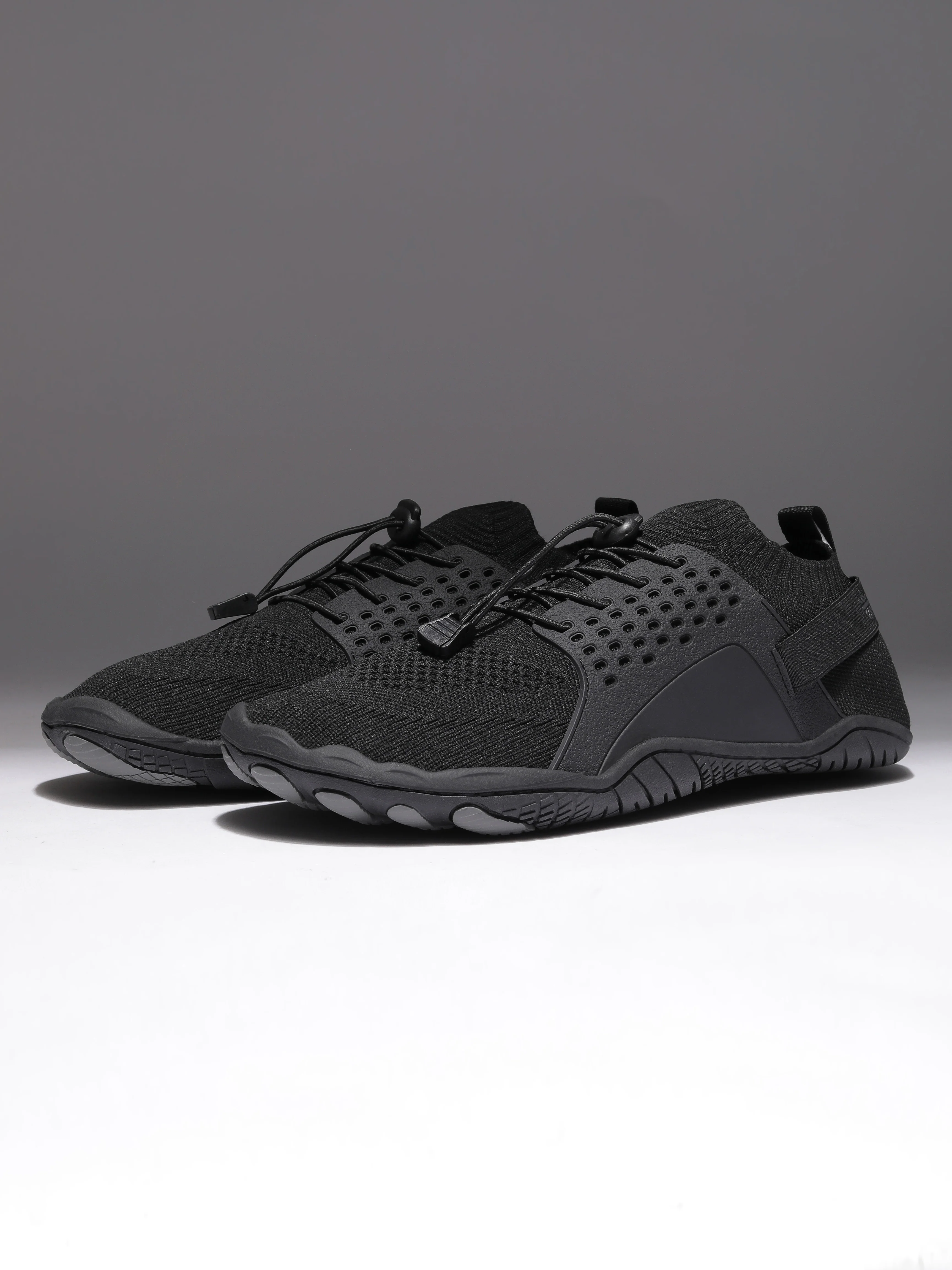 cult Men's FlexKnit Barefoot Training Shoes - Black - Image 11