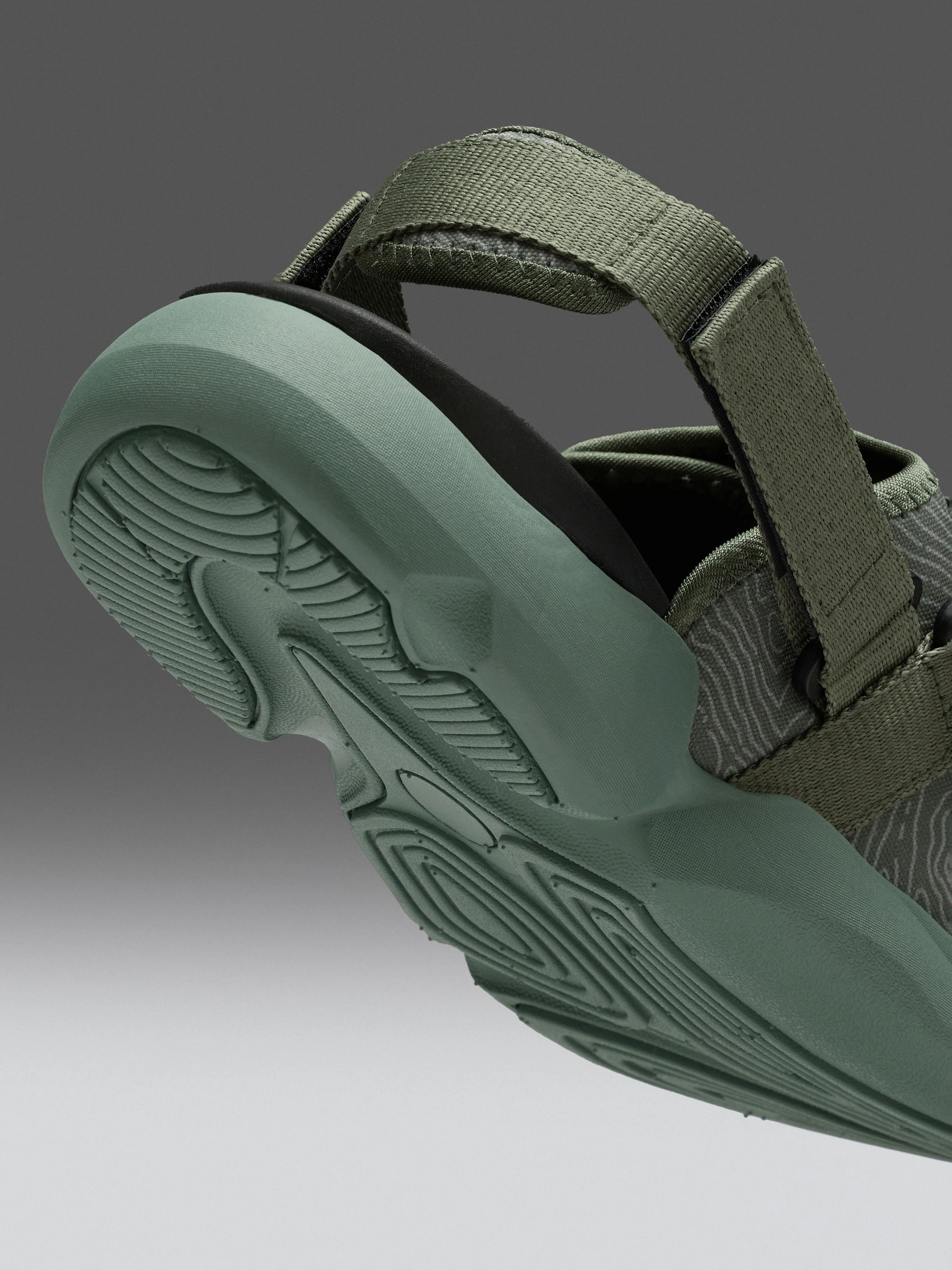 cult Men's FlexStrap Sandals - Olive - Image 8