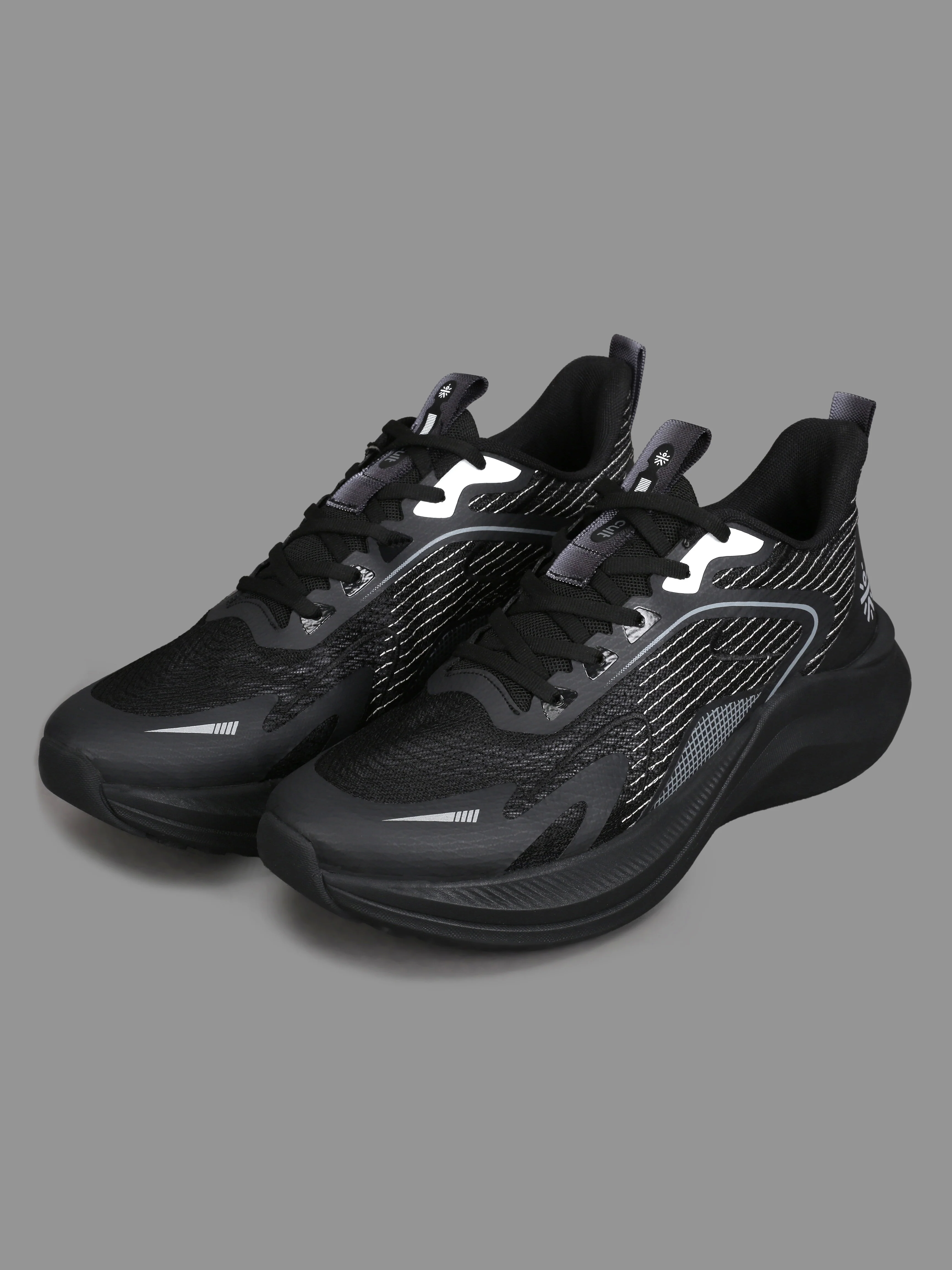 cult Men's GlaciusX Running Shoes - Black - Image 10