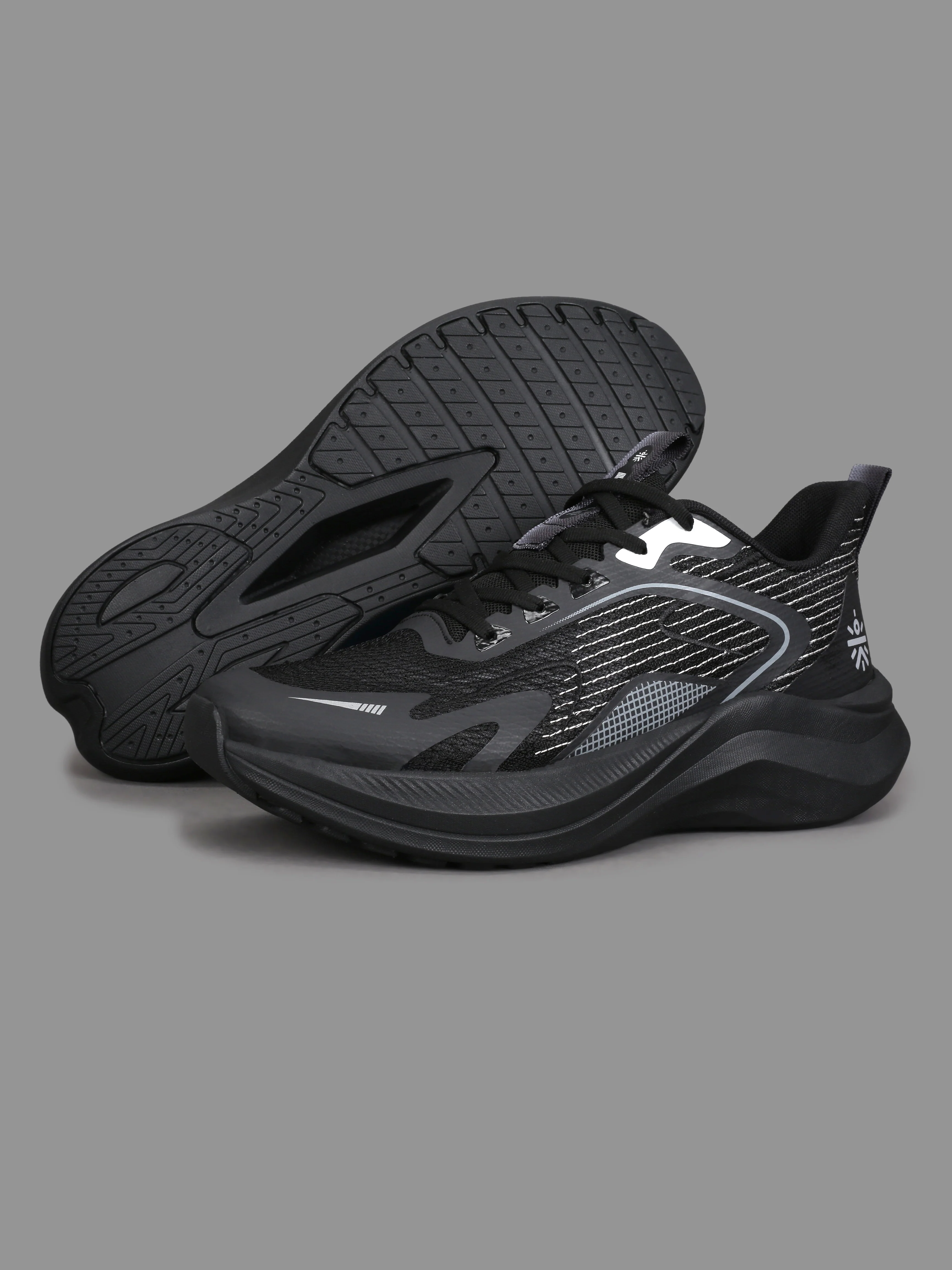 cult Men's GlaciusX Running Shoes - Black - Image 12