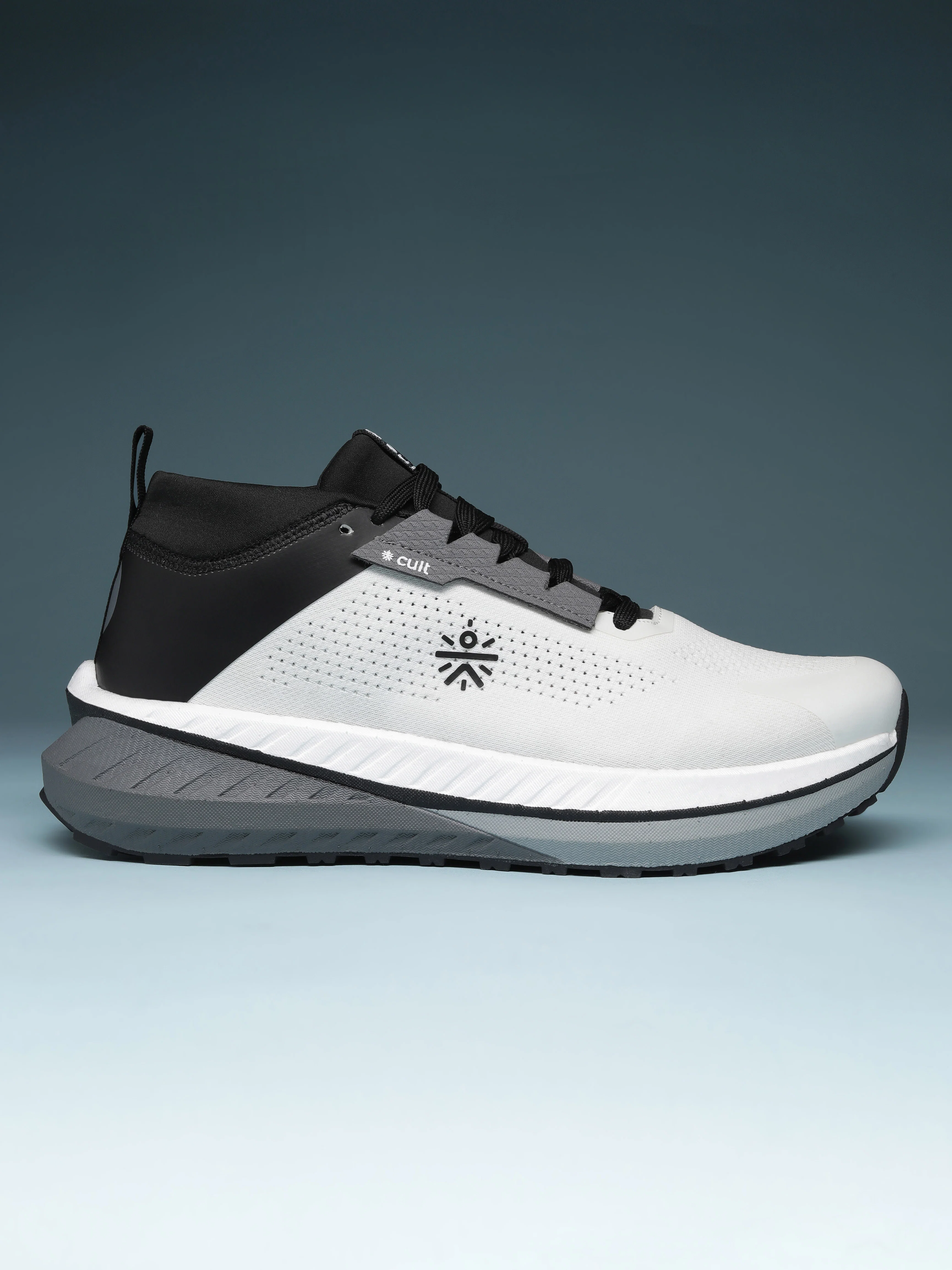 cult Men's GlideMax Trail Running Shoes - White/Black - Image 3