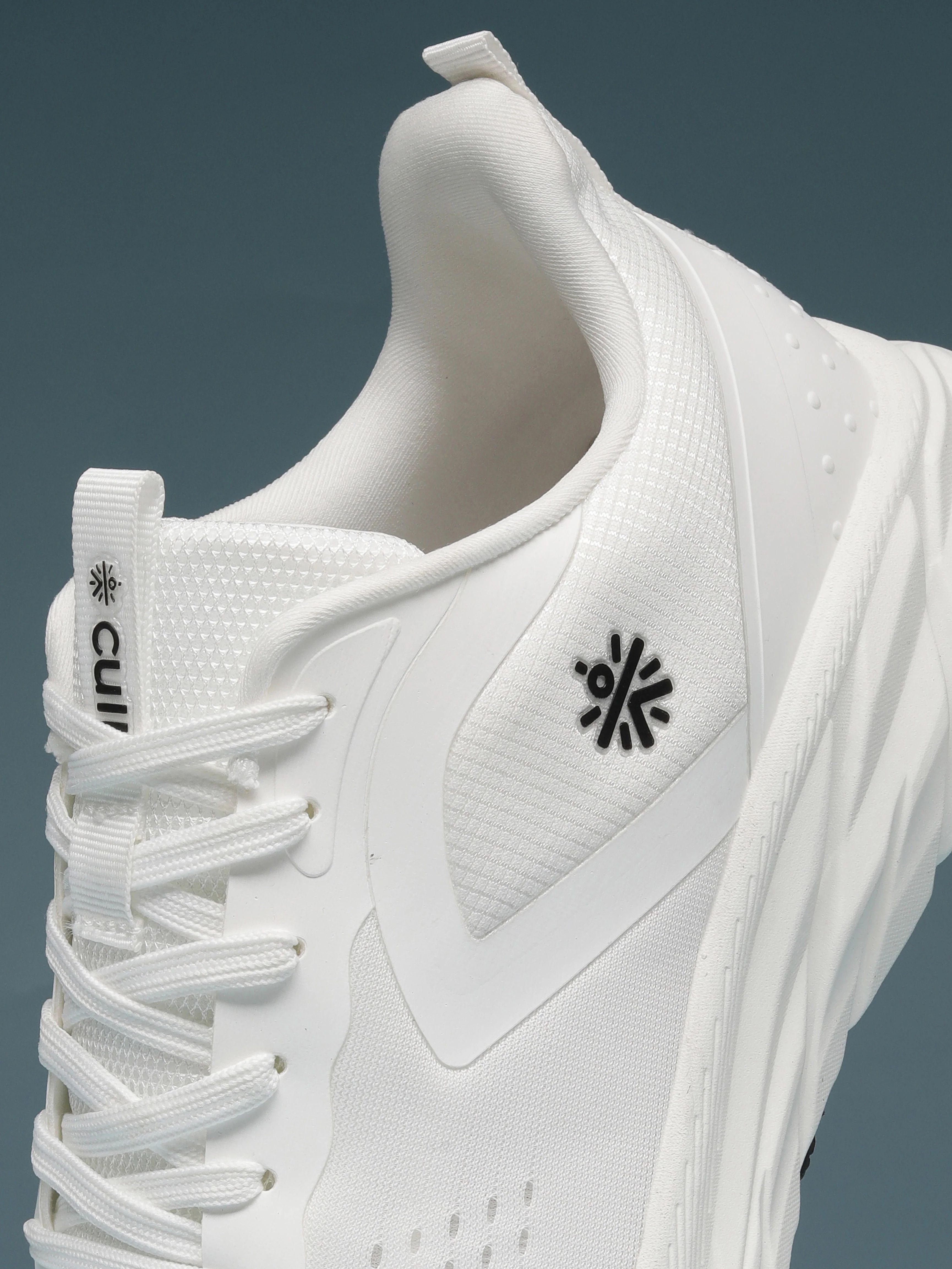 cult Men's GlideMove Running Shoes - White - Image 10