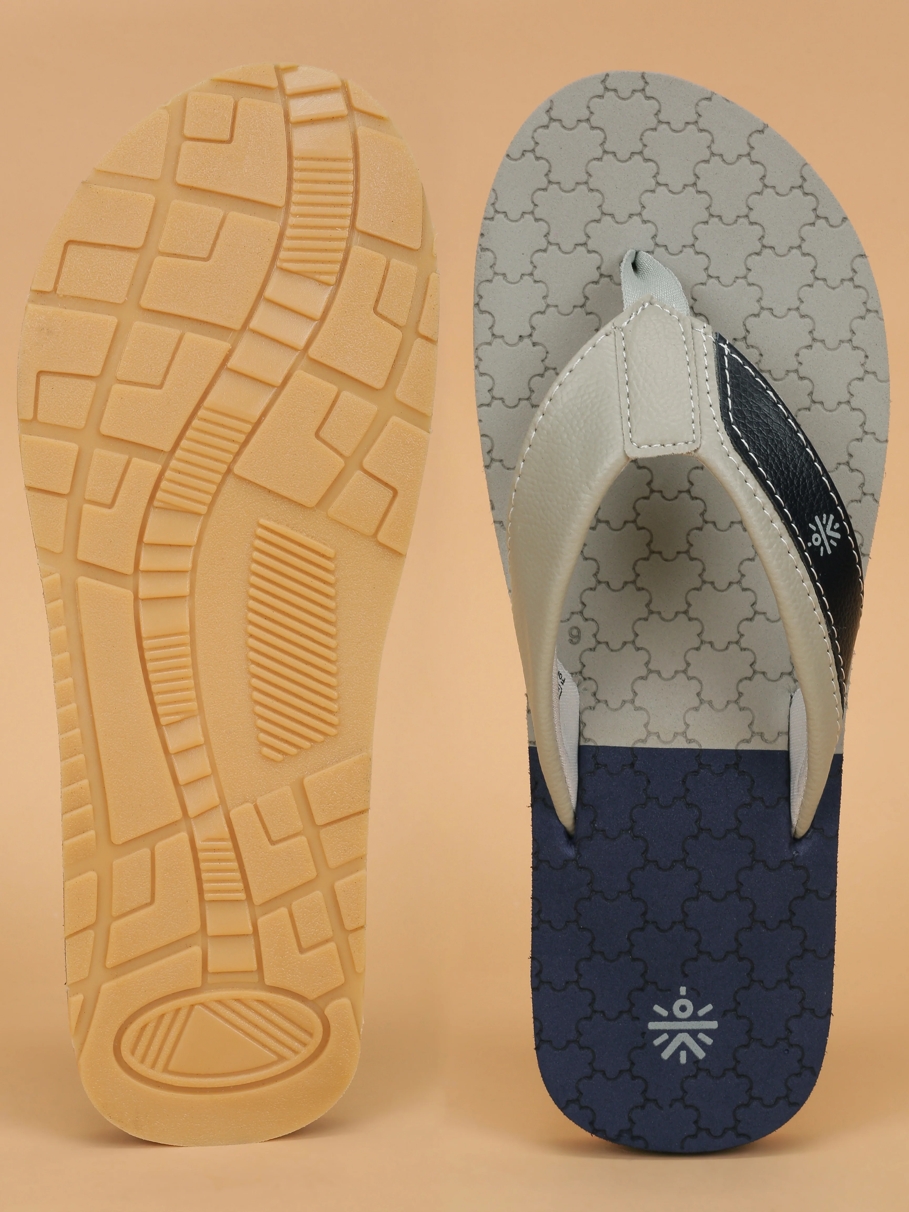 Cult Men's Hexa Flip Flops - Grey - Image 7