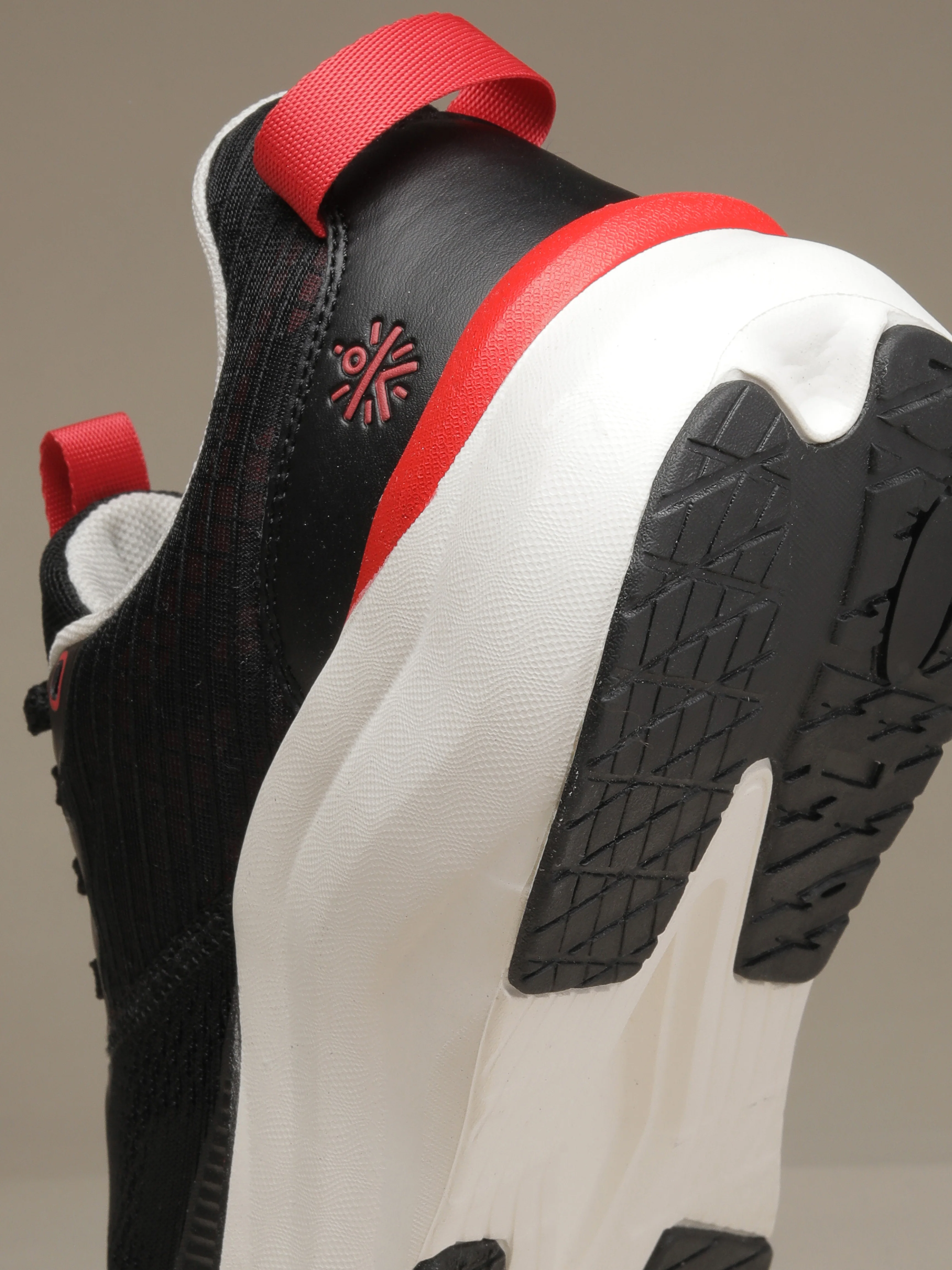 cult Men's Kairo Running Shoes - Black/Red - Image 12