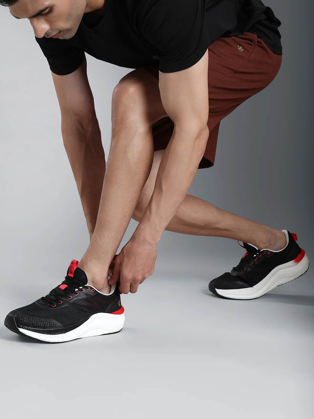 cult Men's Kairo Running Shoes - Black/Red - Image 6