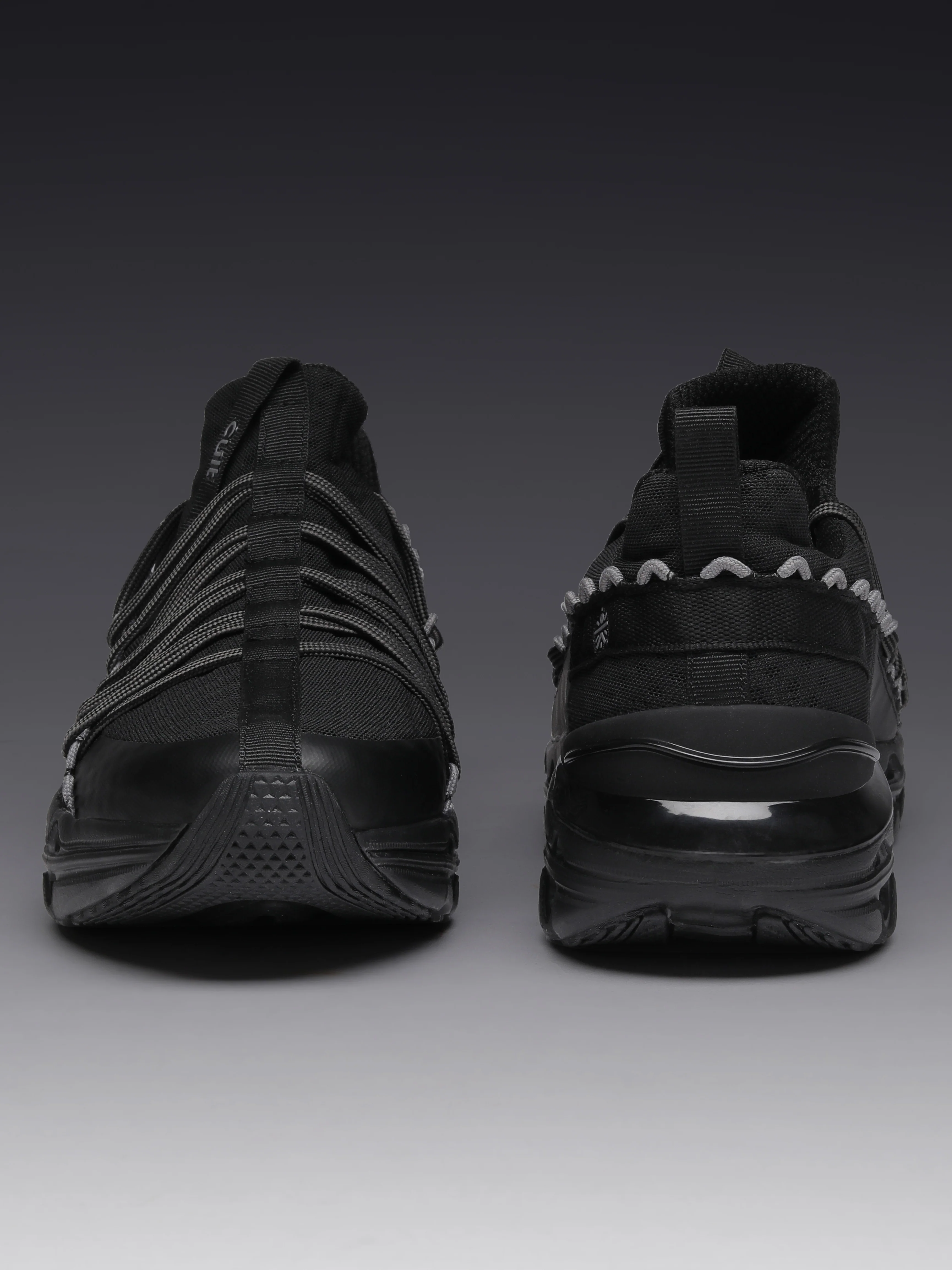 cult Men's Loop Walking Shoes - Black - Image 10