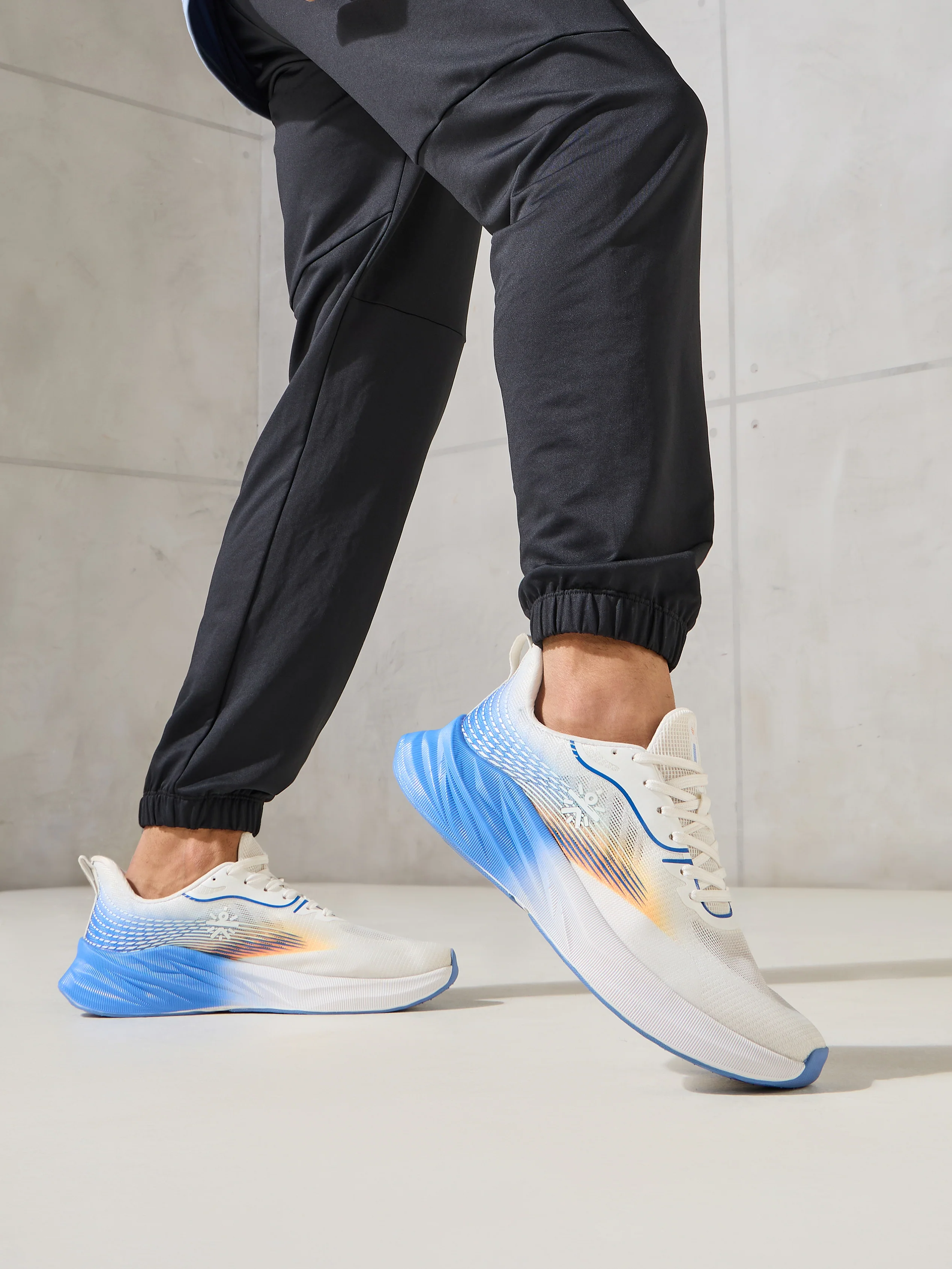 cult Men's Onyx Running Shoes - White/Blue - Image 6